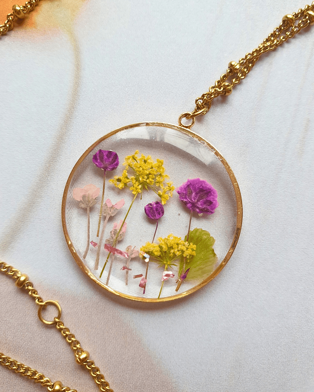 UV Resin/ Botanische hanger - Foto