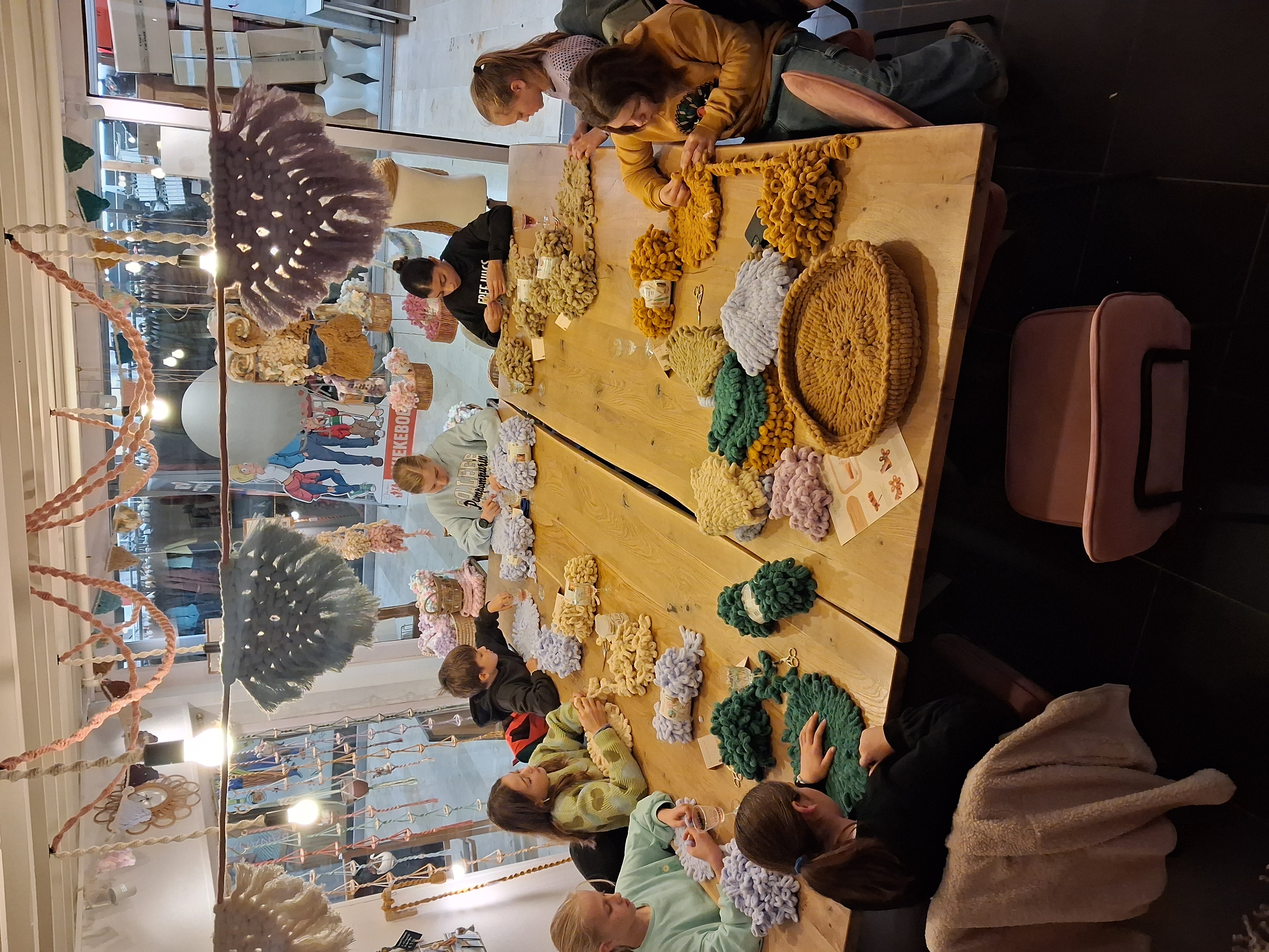 Handbreien voor kids - kattenmand - Foto