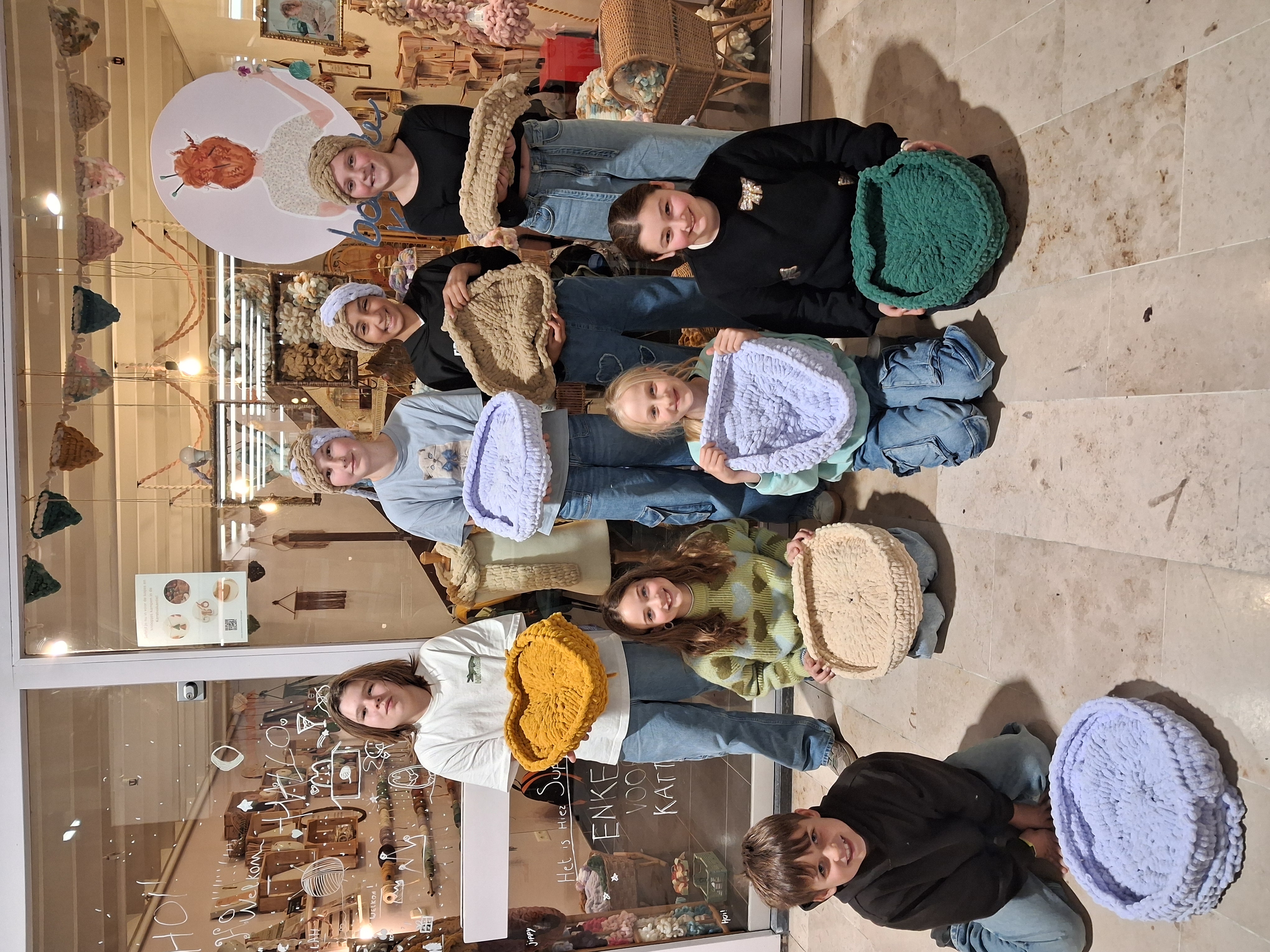 Handbreien voor kids - kattenmand