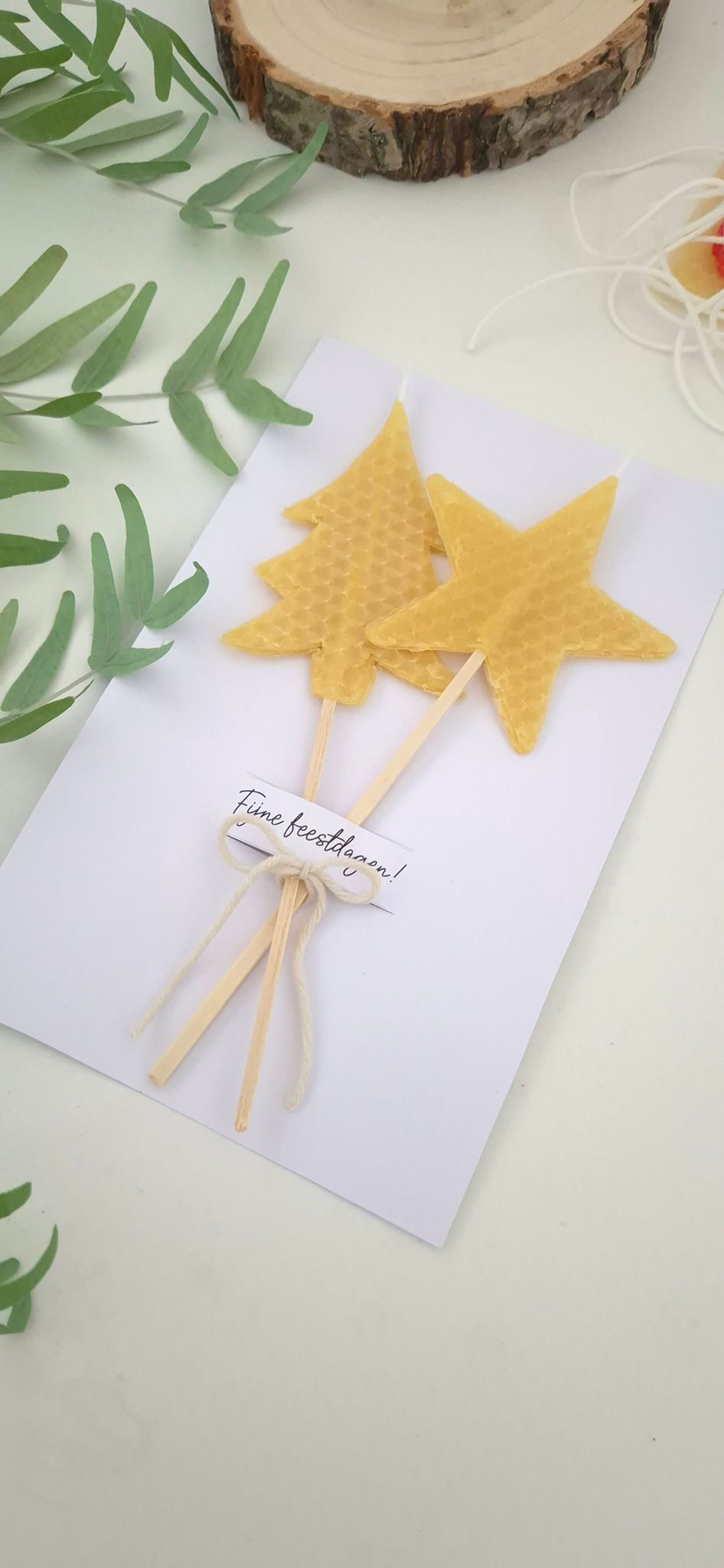 Workshop bijenwaskaarsen maken - Foto