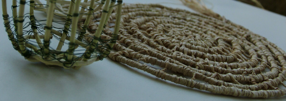 Weven Rafia Circle Art - Foto