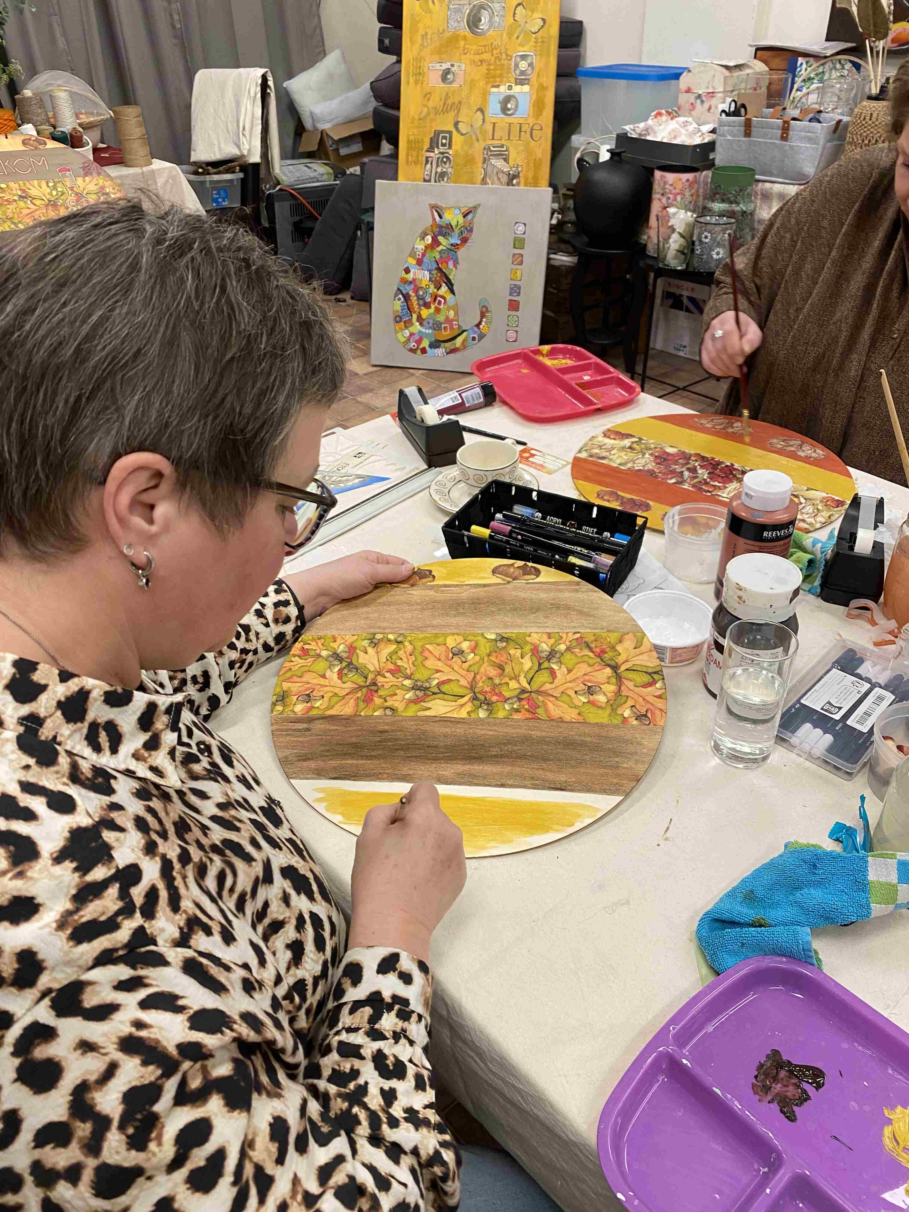 Houten muurcirkel (40cm) versieren. - Foto