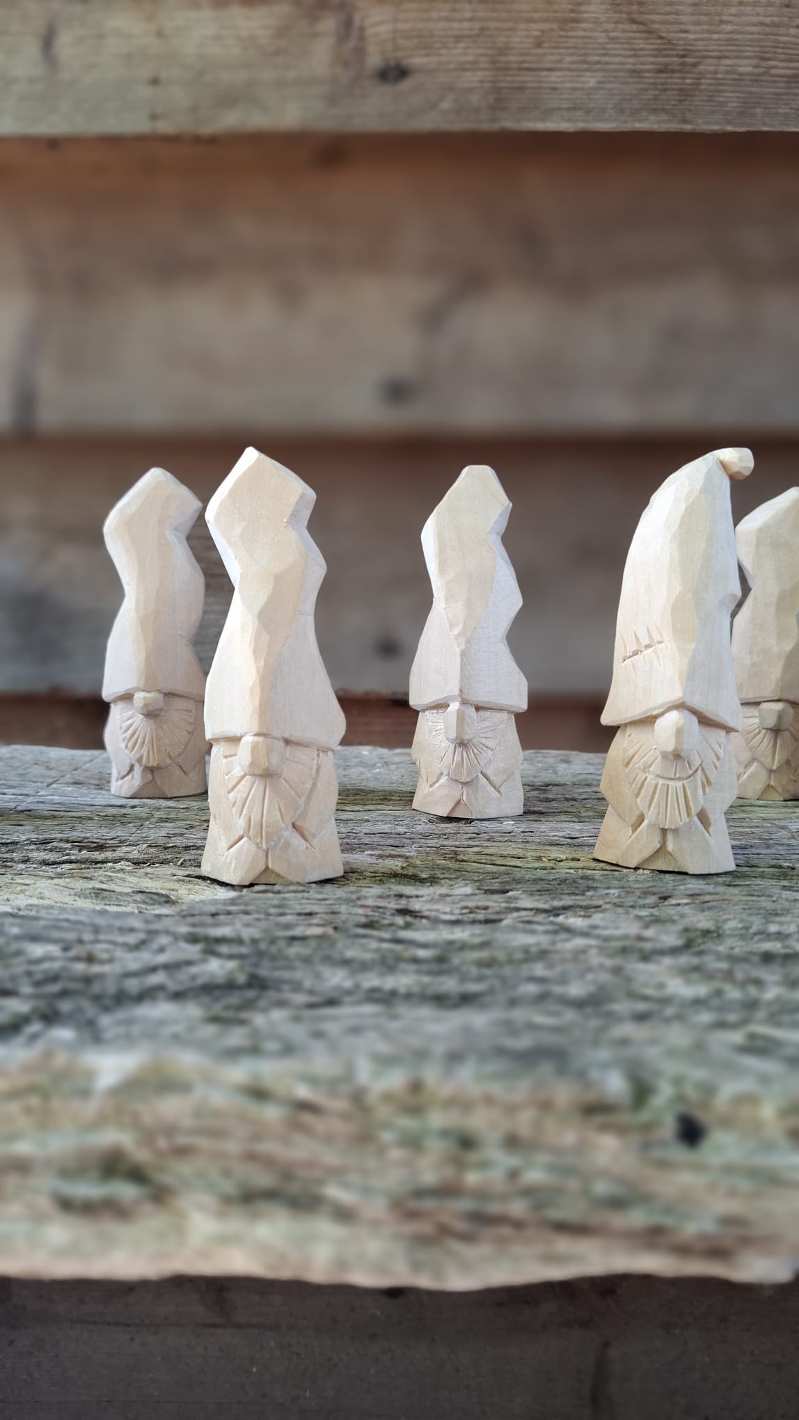 Kabouter snijden in hout