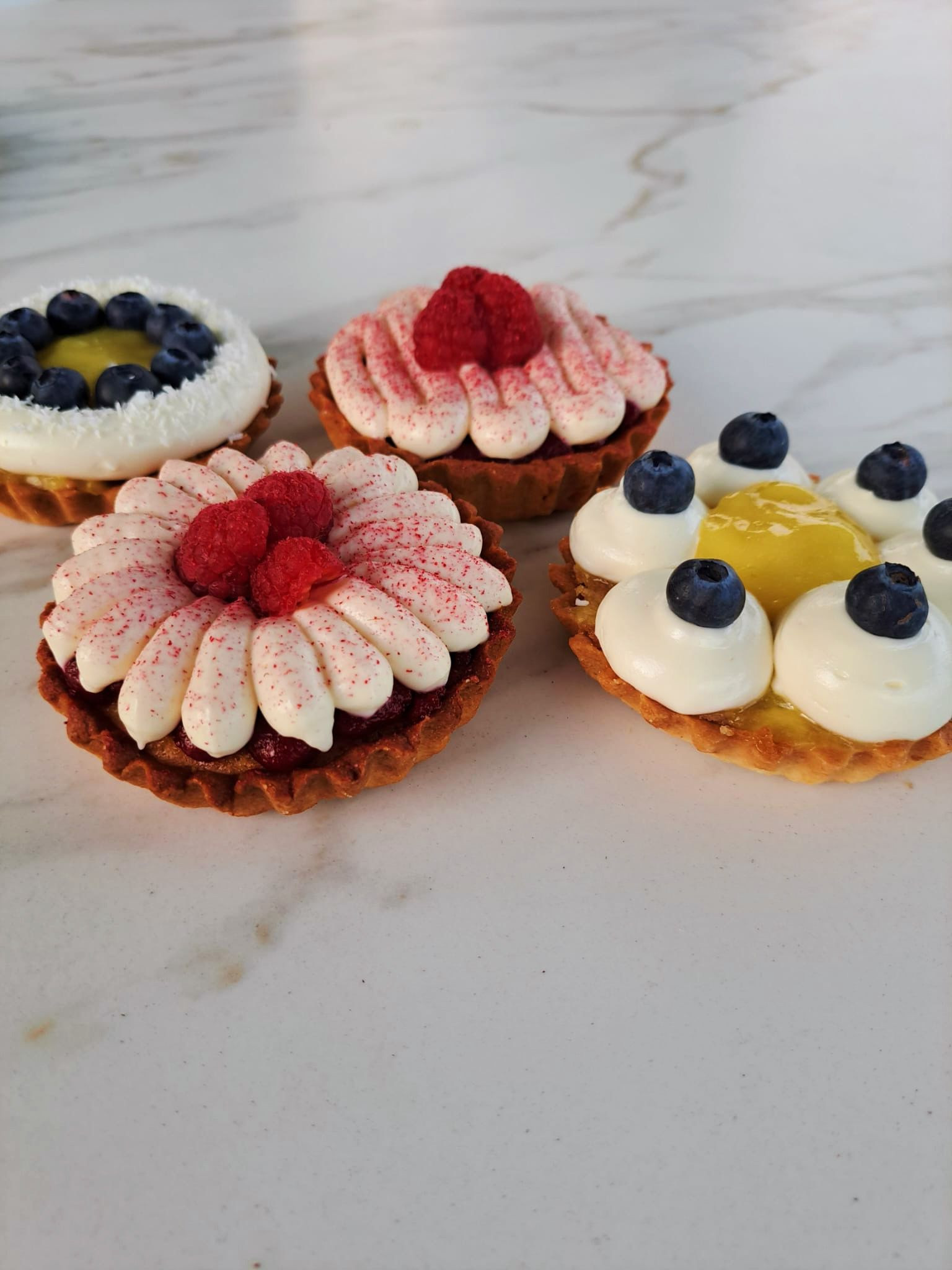 Tartelettes maken en versieren - Foto