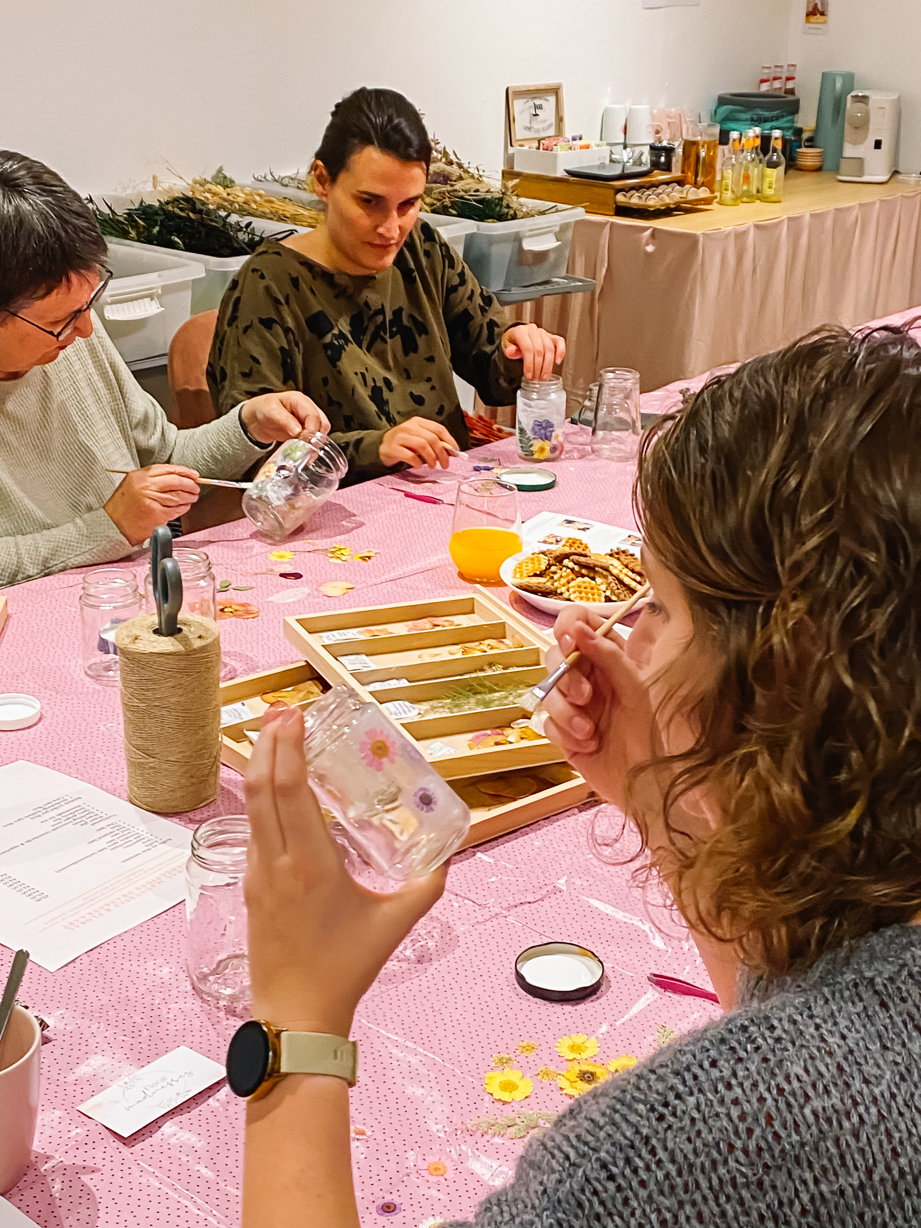 Floral lanterns met droogbloemen workshop - Foto