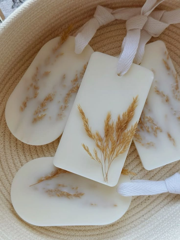 Workshop natuurlijke geurhangers met droogbloemen - Foto