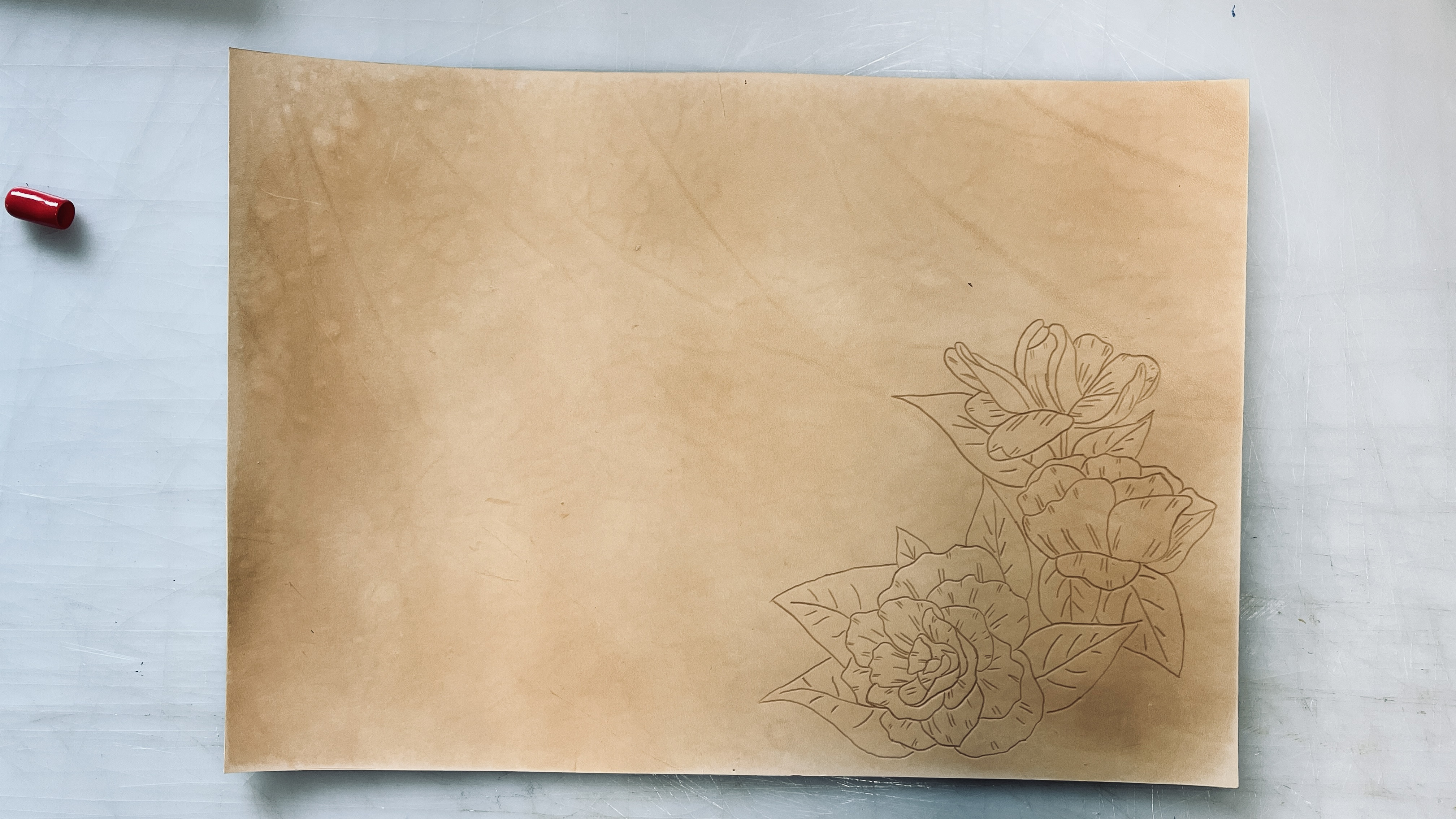 Leathercarving workshop - leer snijden & stempelen in leer - Foto