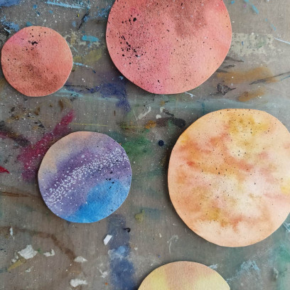 Sterren en planeten: aquarel en collage