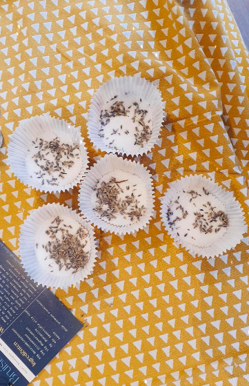 Bruisbal, scrub & lippenbalsem maken: Ouder & Kind workshop - Foto