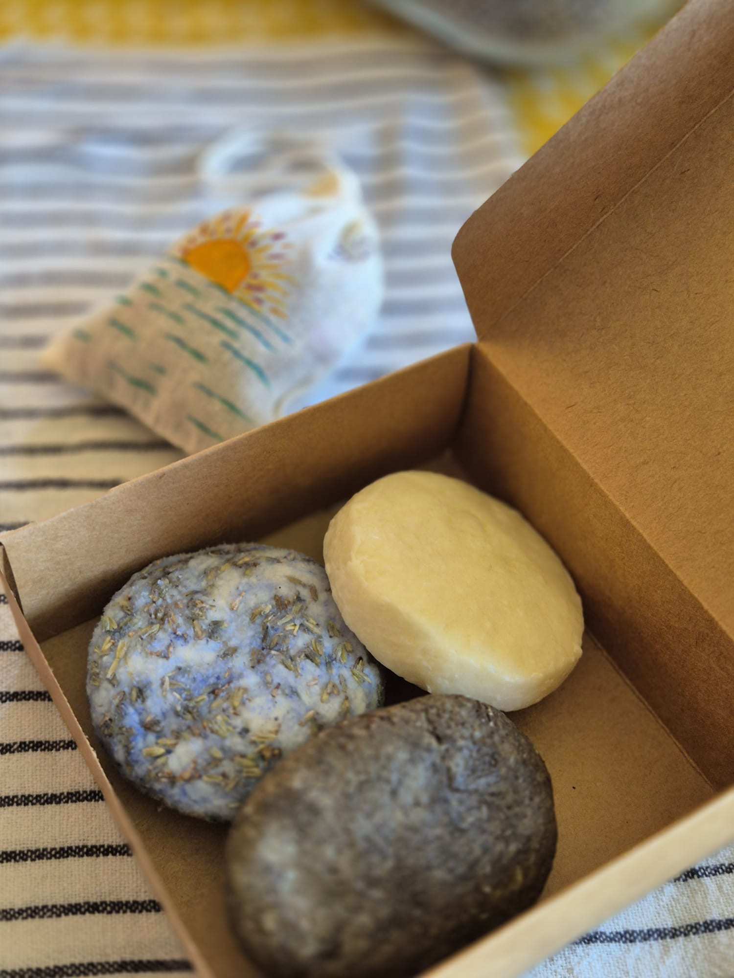 Zeepjes & geurzakjes maken: ouder & kind workshop - Foto