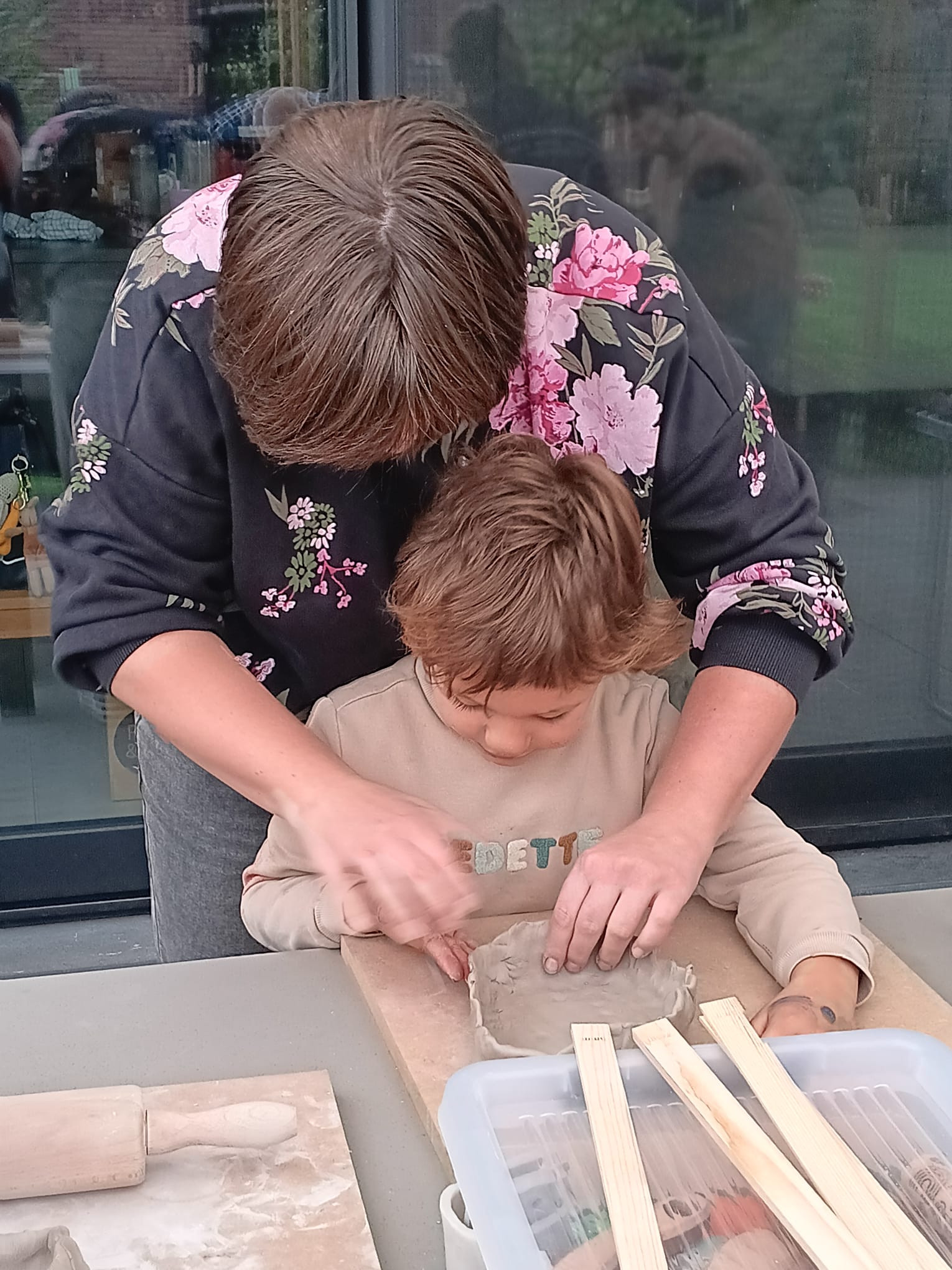 Klei(n)moment - Ouder & kind Workshop - Foto