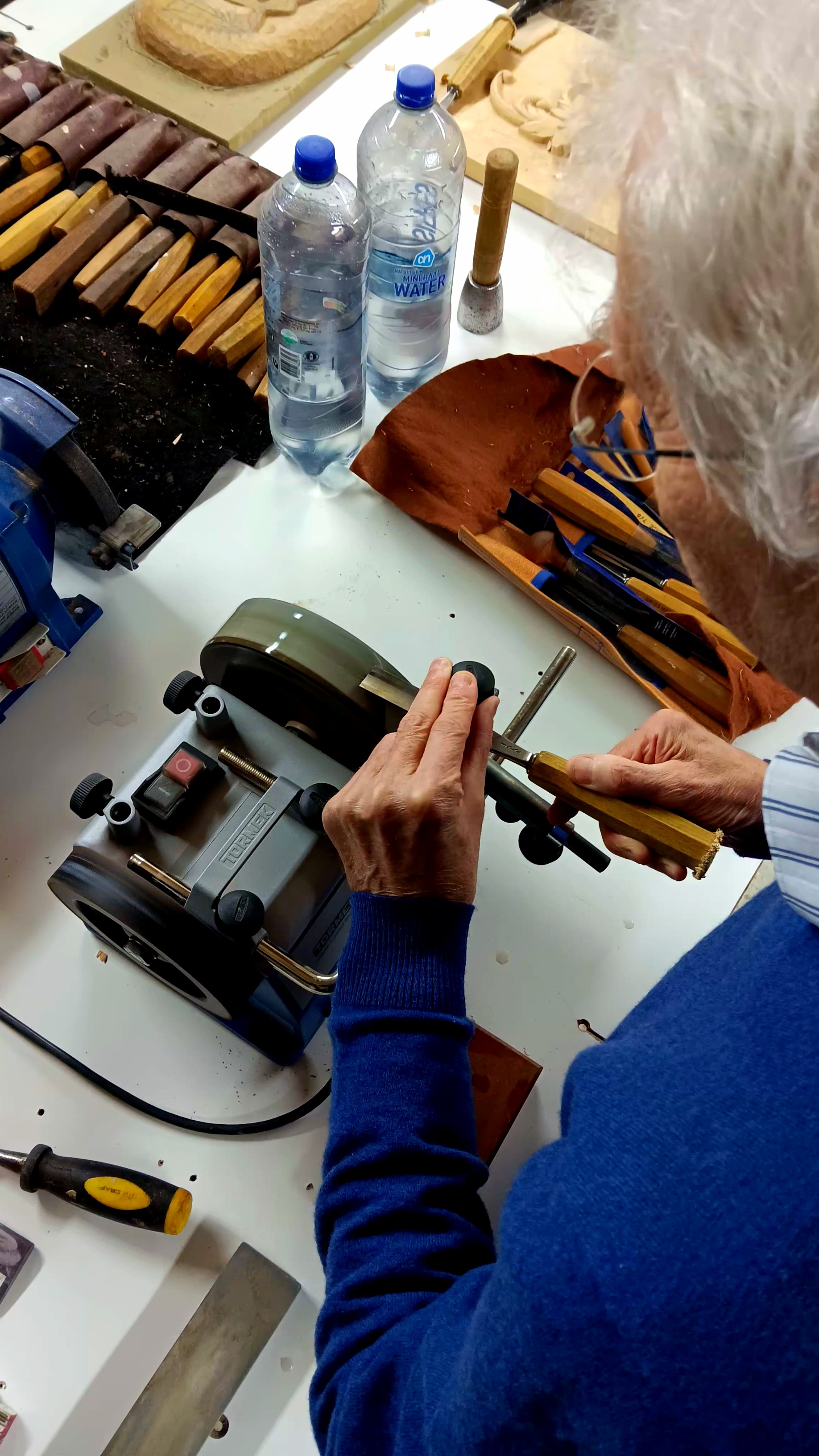 Slijpen en Afwetten van beitels - Workshop (Max. 1 Pers)