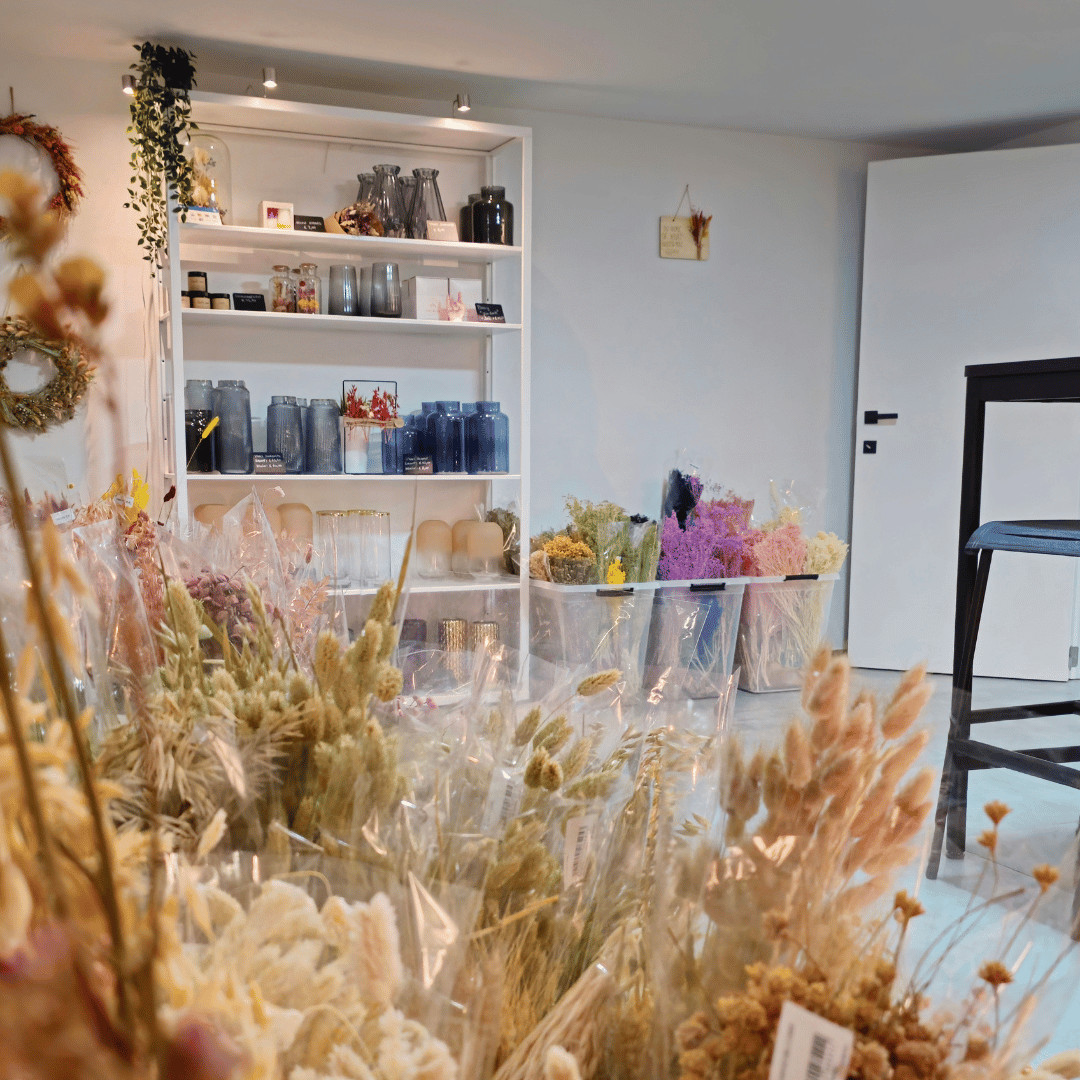 Workshop Droogbloemenkrans op een jute frame - Foto