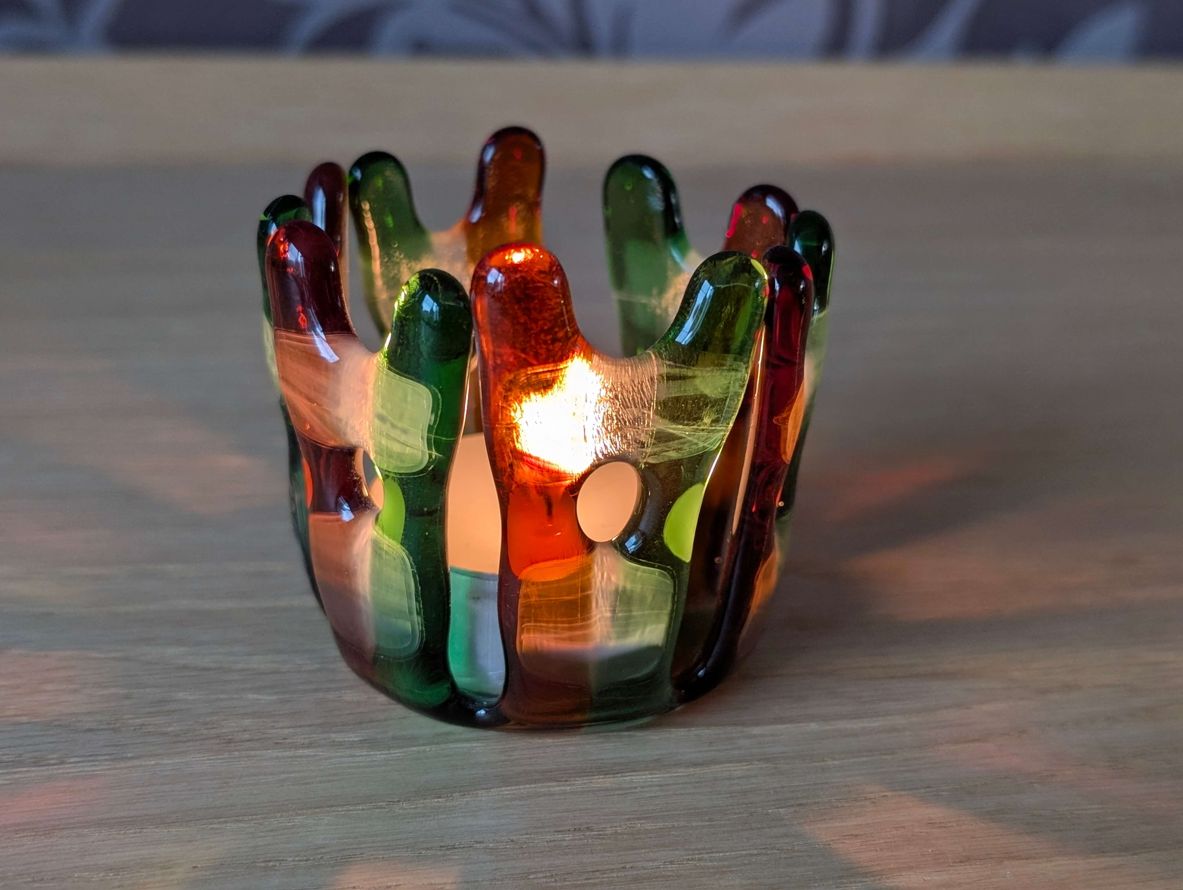 Glasfusing workshop - 2 theelichthouders - Licht in donkere dagen - Foto