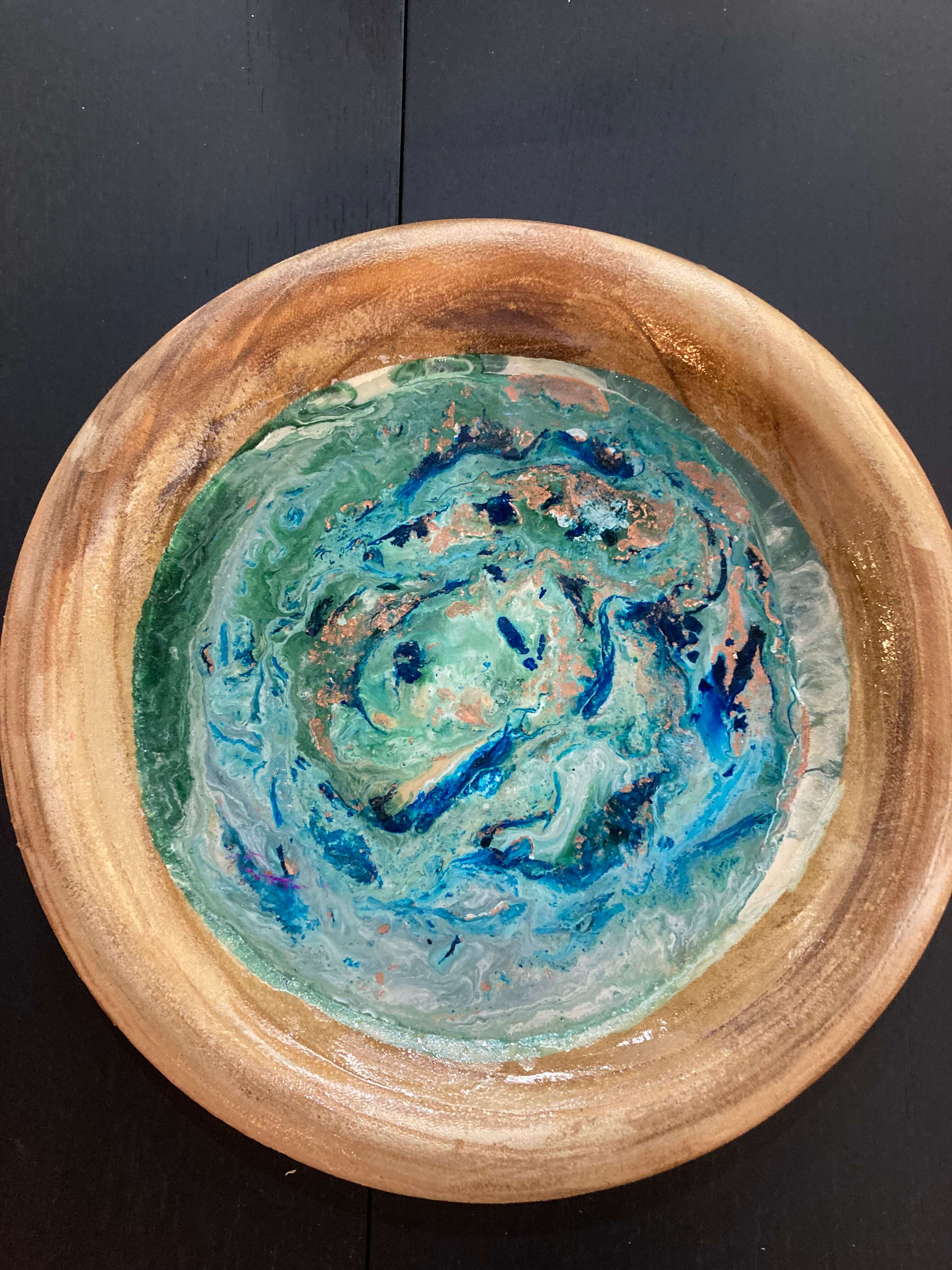 Leren werken met hars/resin. Plateau pimpen - Foto