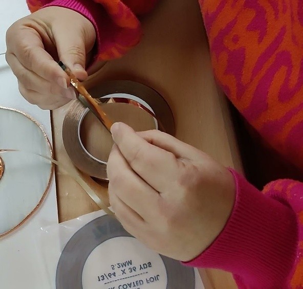 Glas in lood - prachtige abstracte raamhanger (8u) - Luzatone in Tienen - Foto