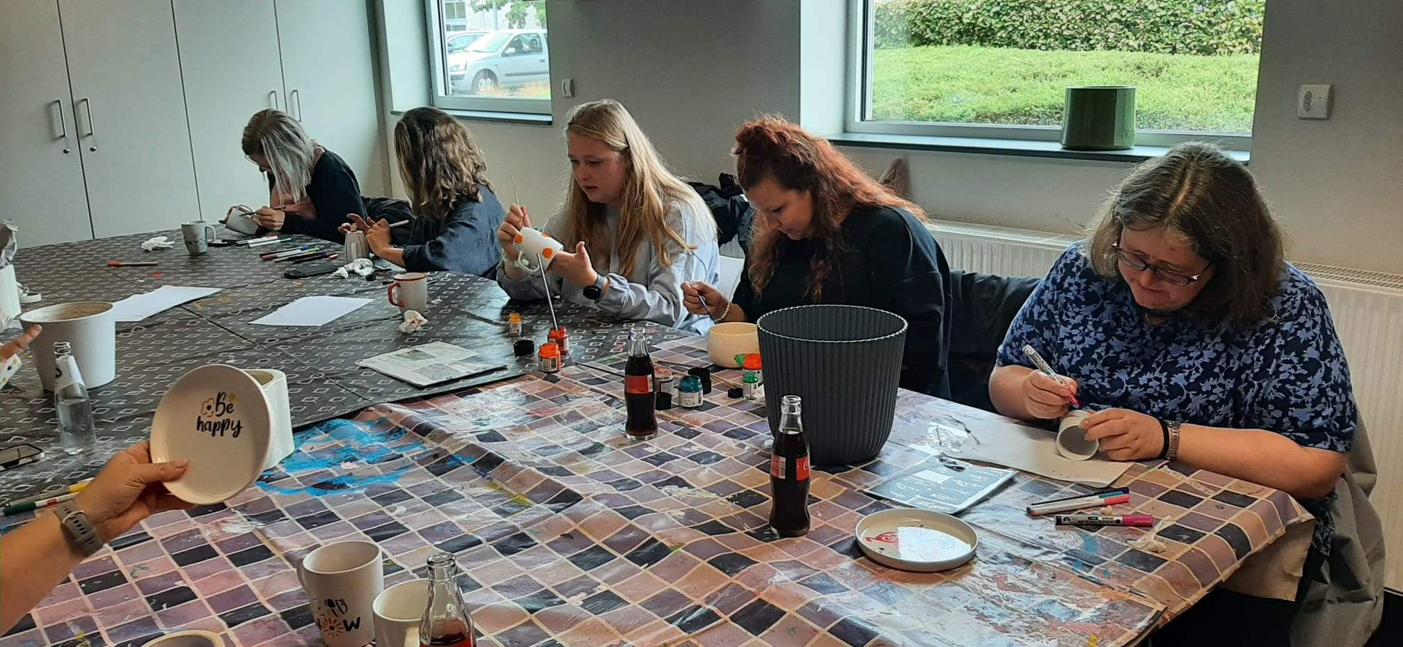 Sip & paint: servies pimpen - Foto