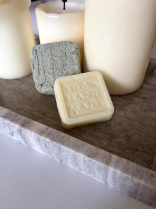 Maak je eigen shampoo bar en conditioner bar, afgestemd op haartype en de behoeften van huid en haar.