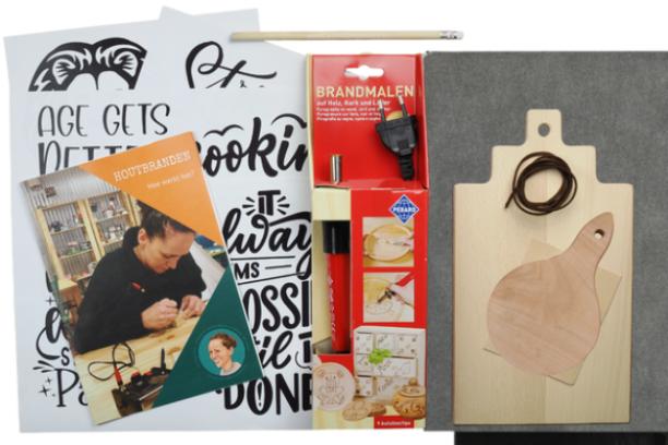 DIY pakket houtbranden / pyrografie snijplank Hollands Huisje