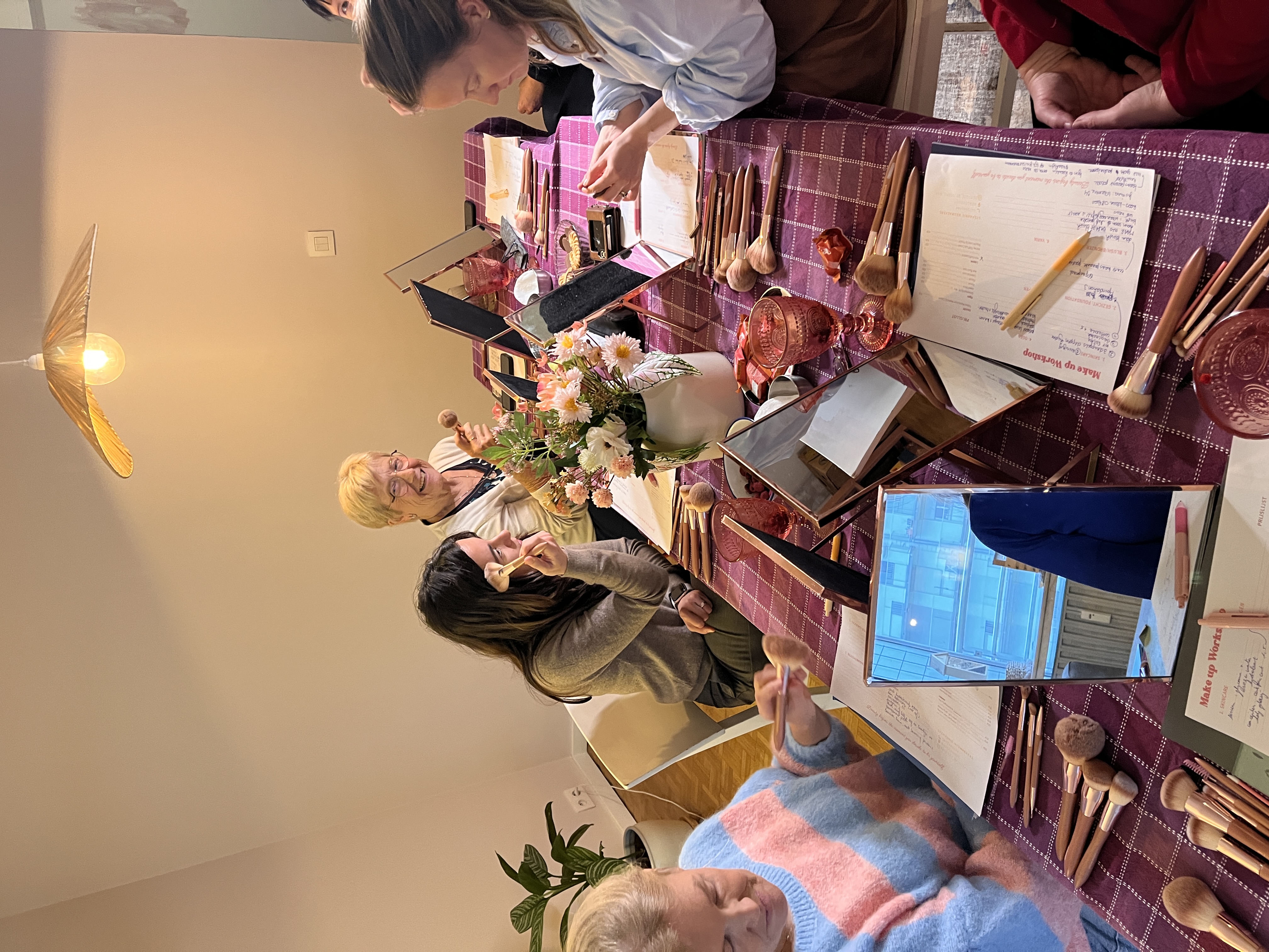 Groepsworkshop MAKE-UP Basisroutine en oogopmaak