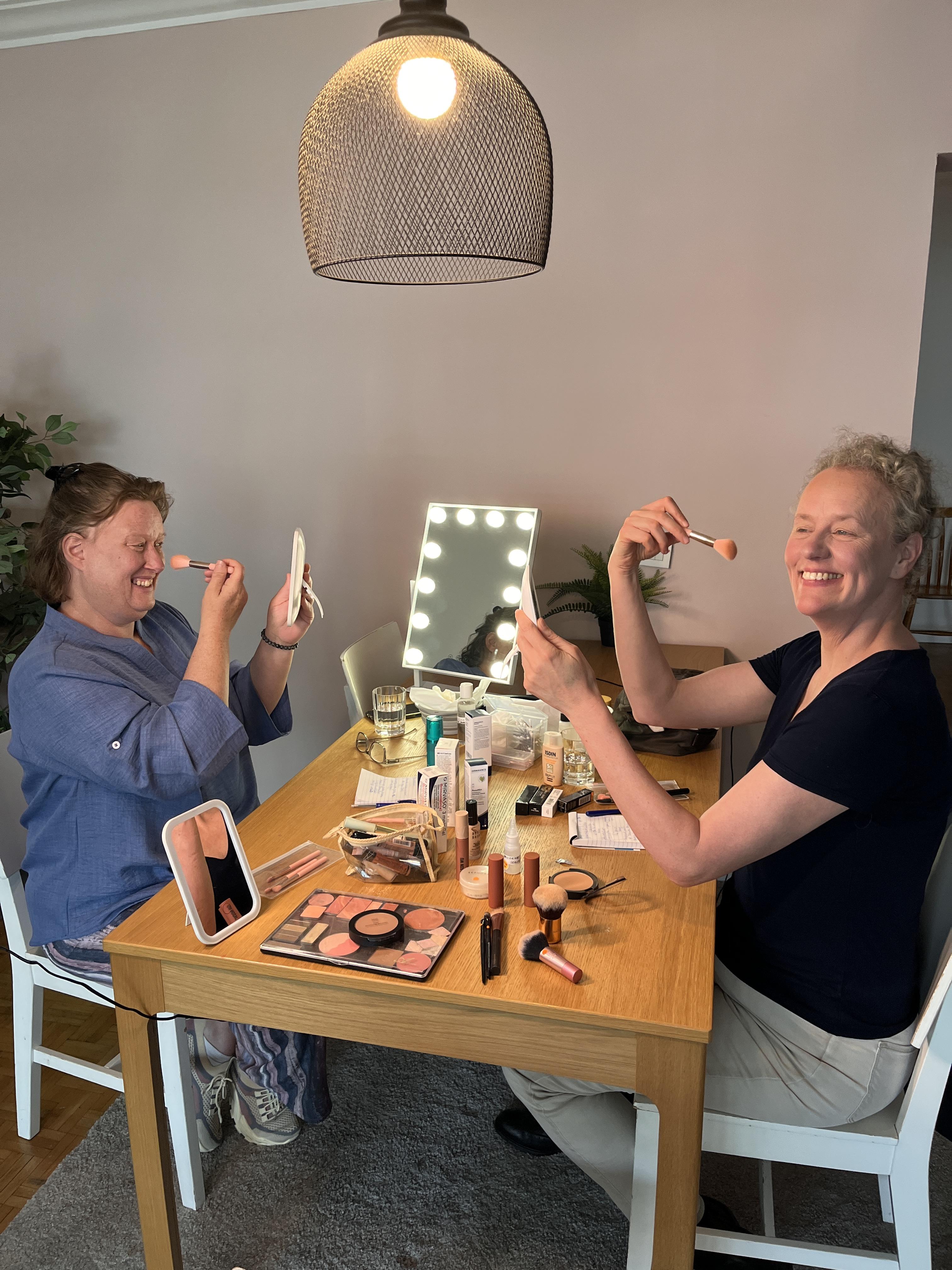 Groepsworkshop MAKE-UP Basisroutine en oogopmaak - Foto
