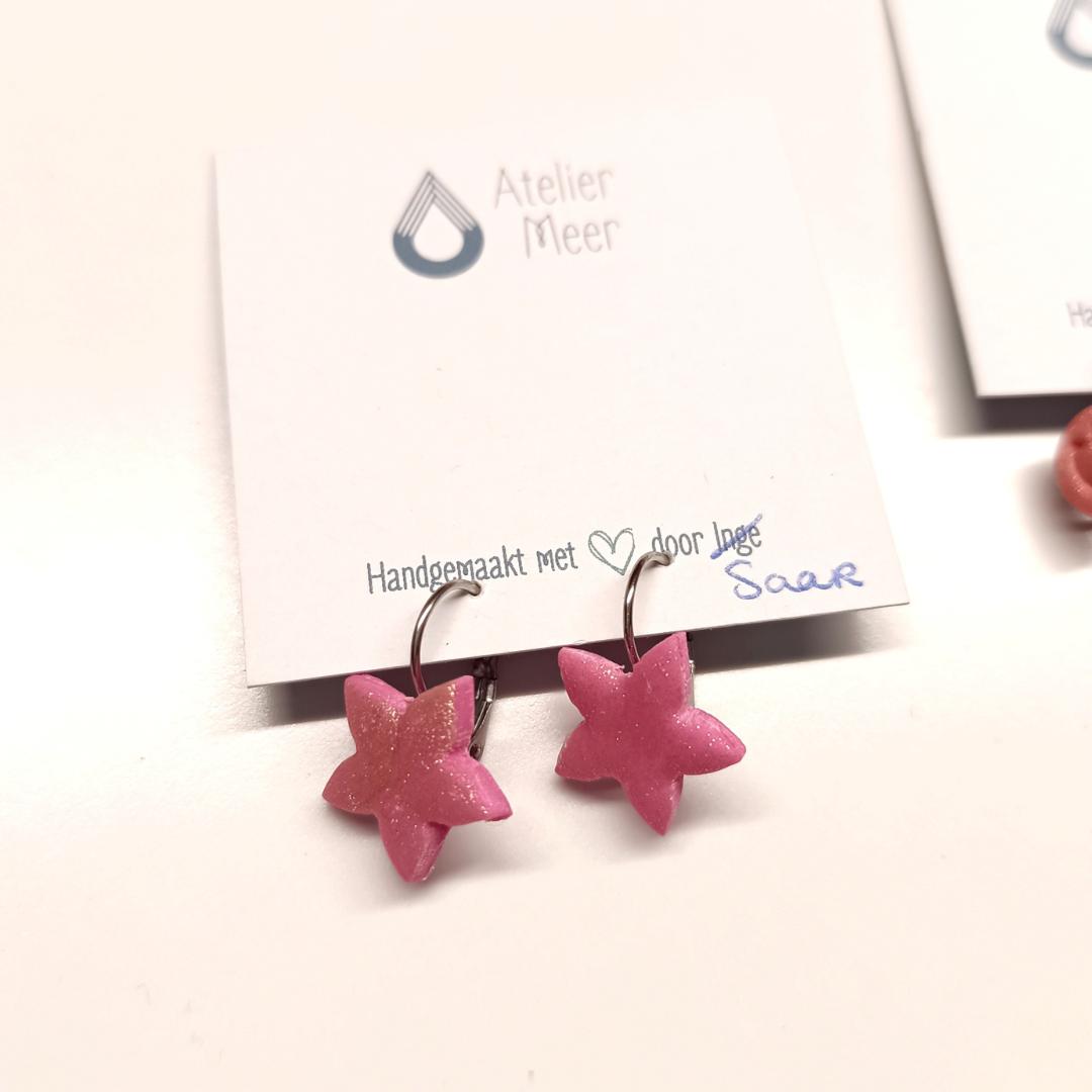 Juweeltjes maken uit polymeerklei (ouder-kind workshop) - Foto