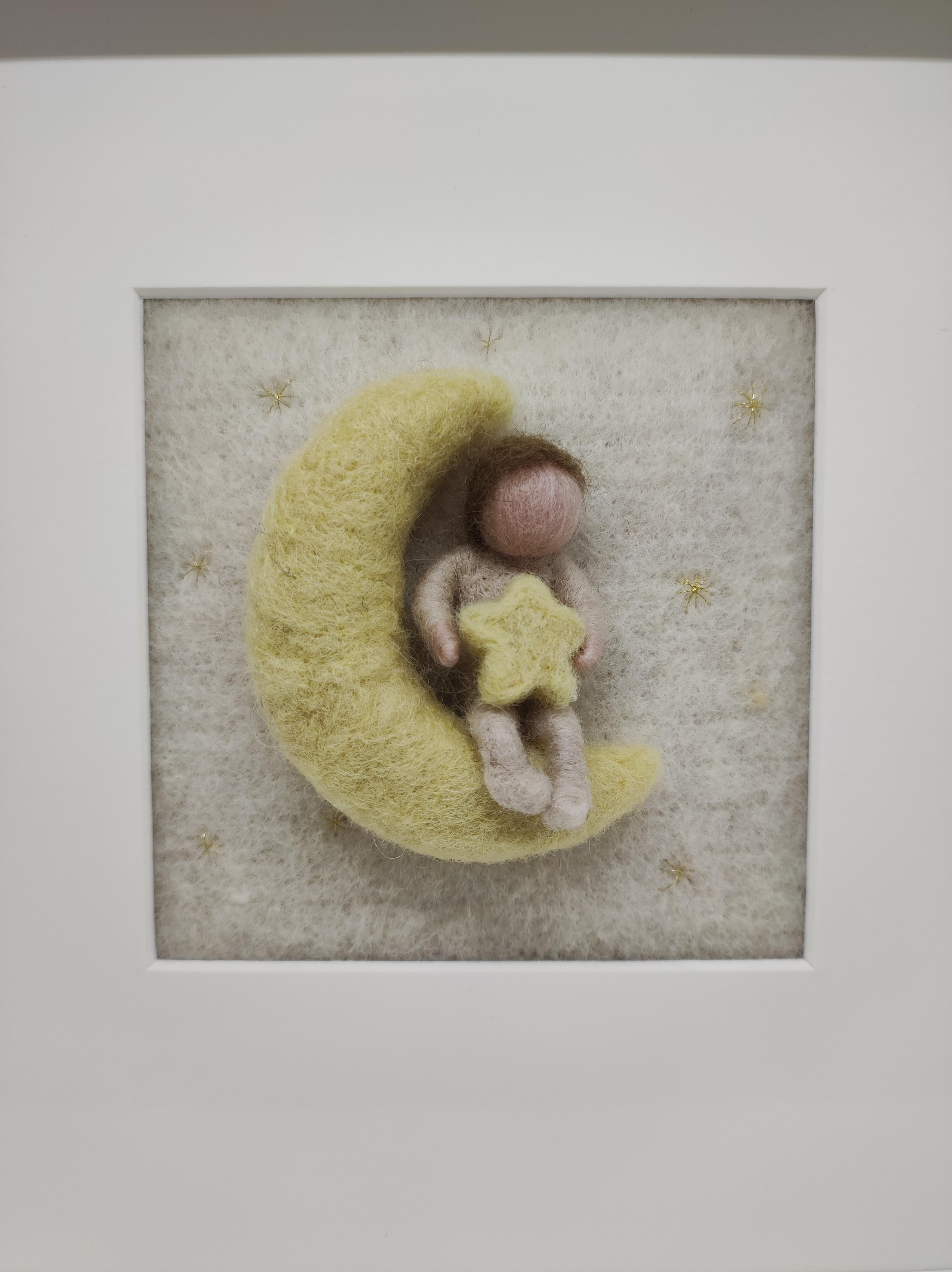 wolschilderij koesterkindje op de maan of wolk - Foto