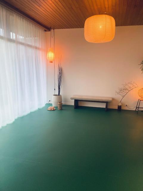 MASSAGE WORKSHOP - Relax & Connect - - Foto
