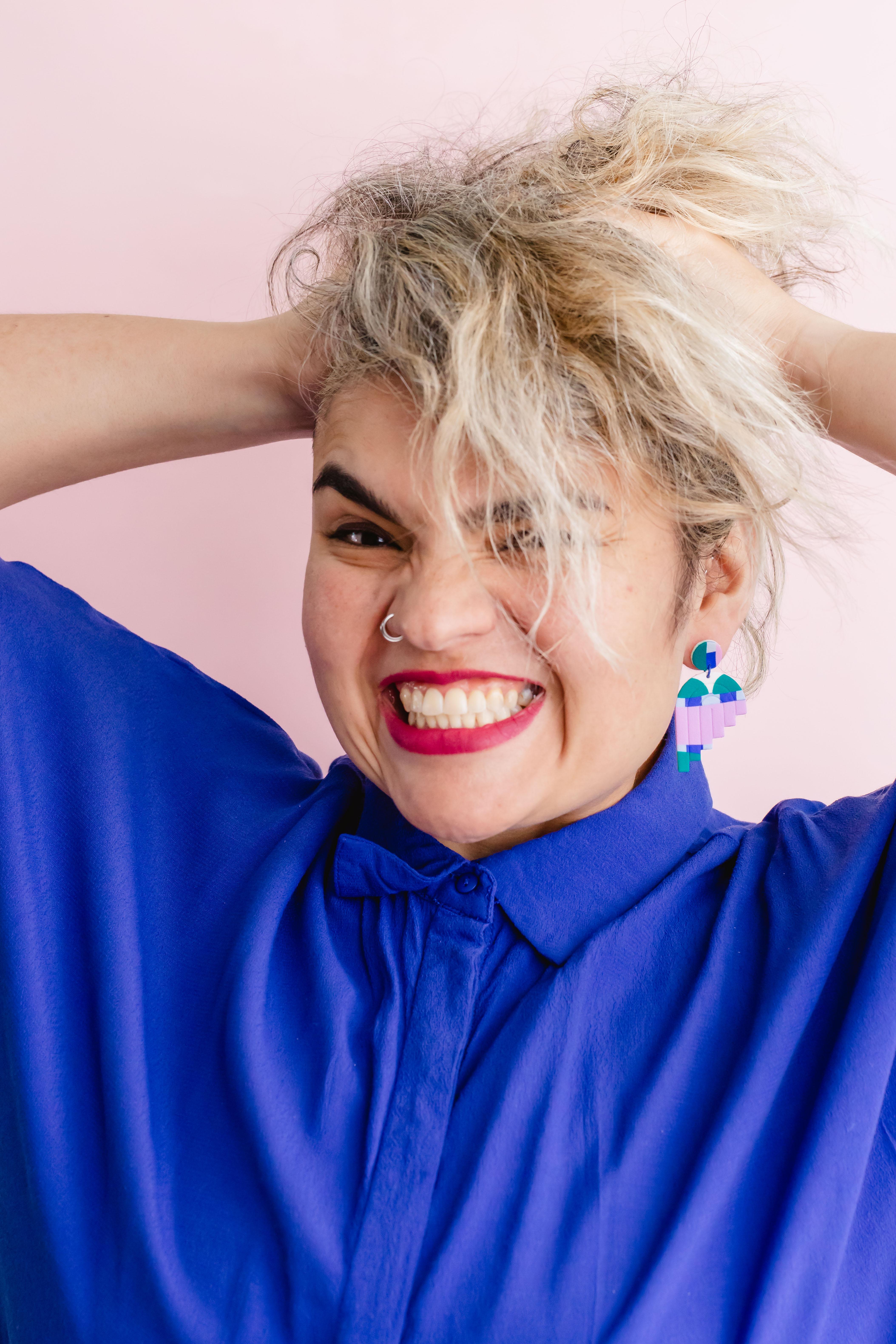 Statement juwelen uit polymeerklei - focus - zeefdrukken, patroon en embossen - Foto