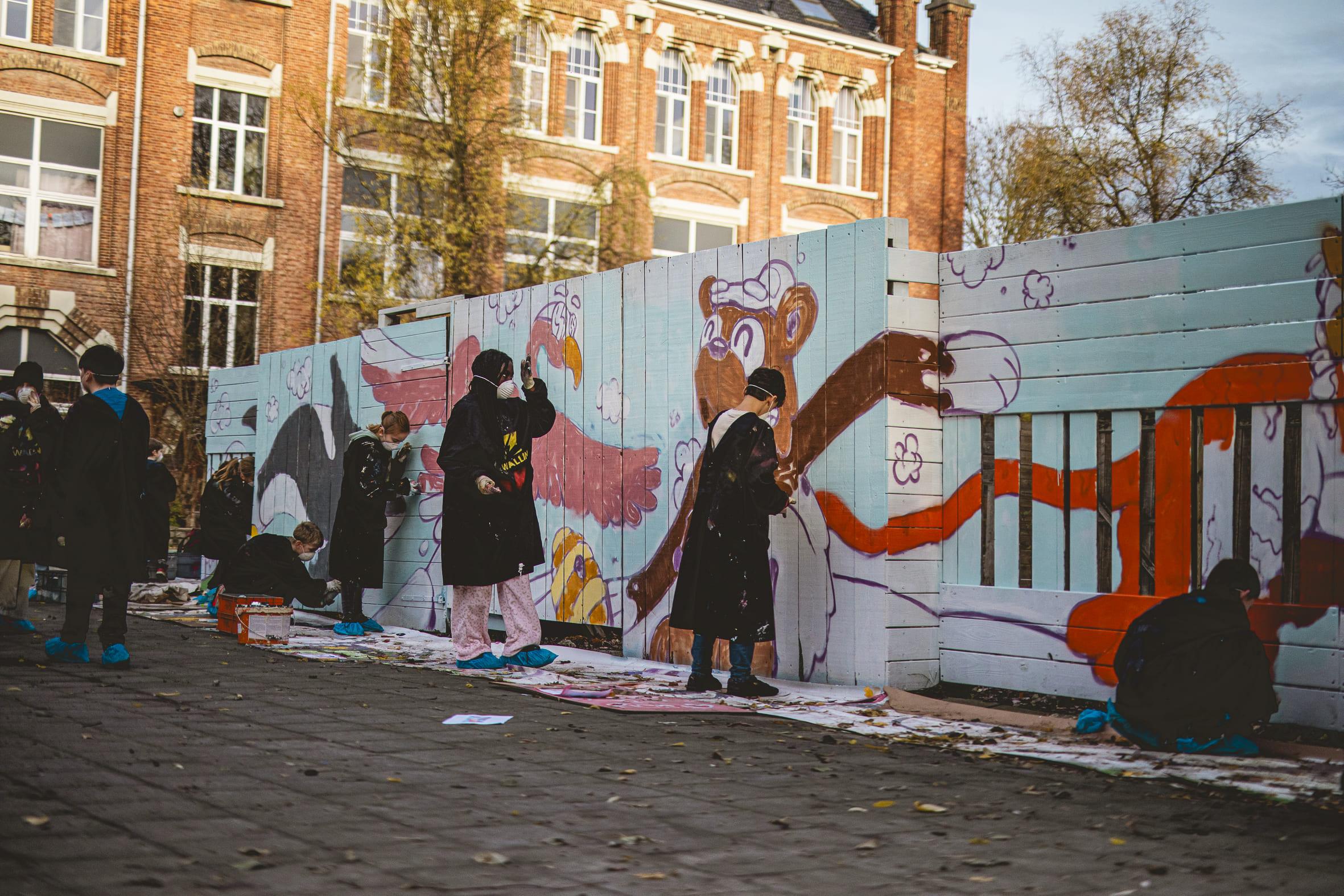 Workshop Graffiti op muur (speelplaats, gemeente,bedrijf,...) - Foto