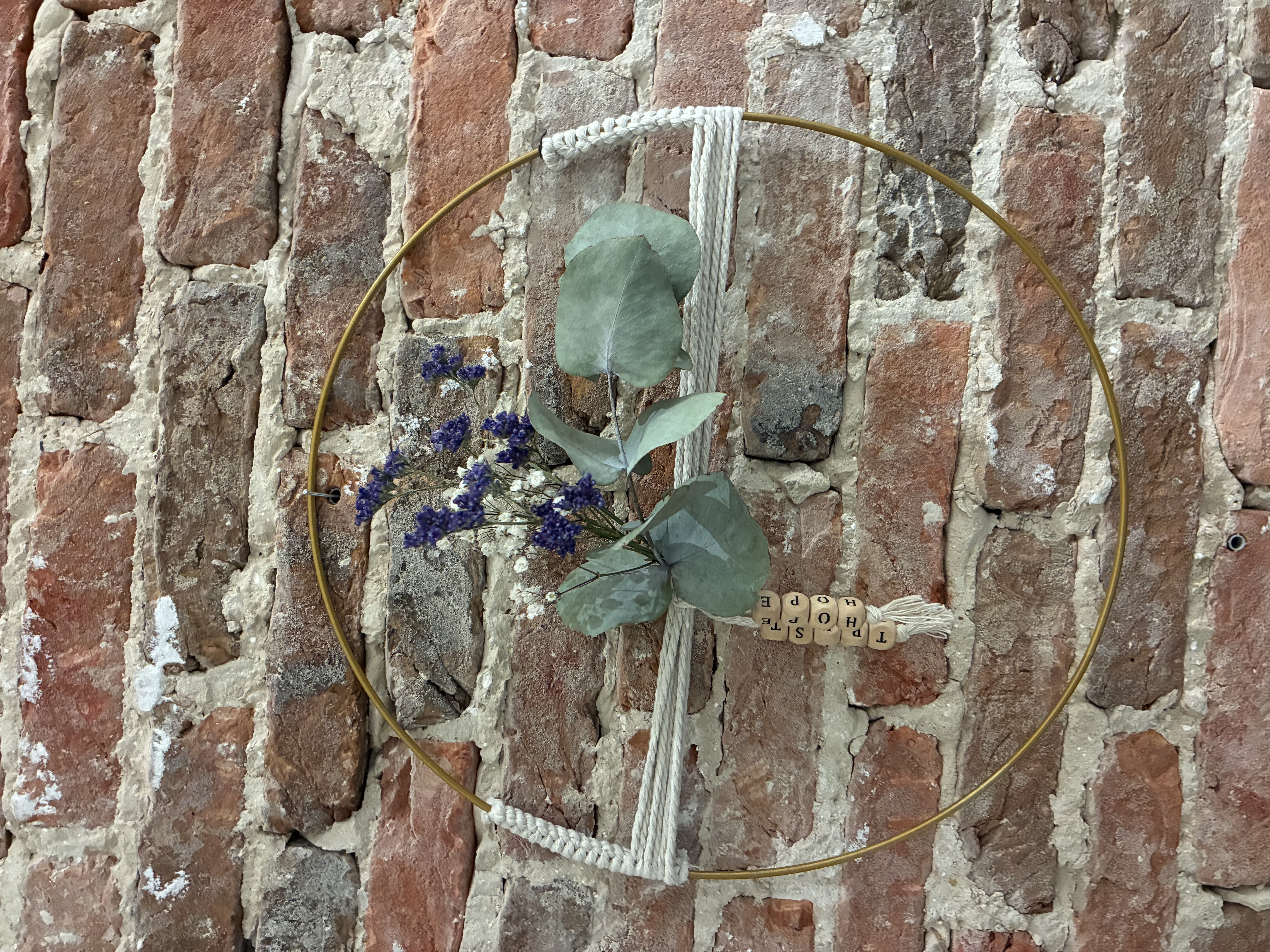 Creëer 2 trendy touw & bloemencirkels