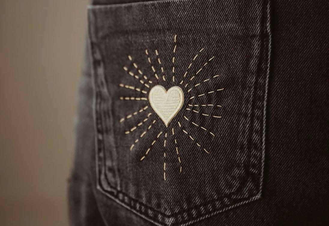 Kintsewing DIY Pakket 🌙 Borduren met een gouden randje - Foto