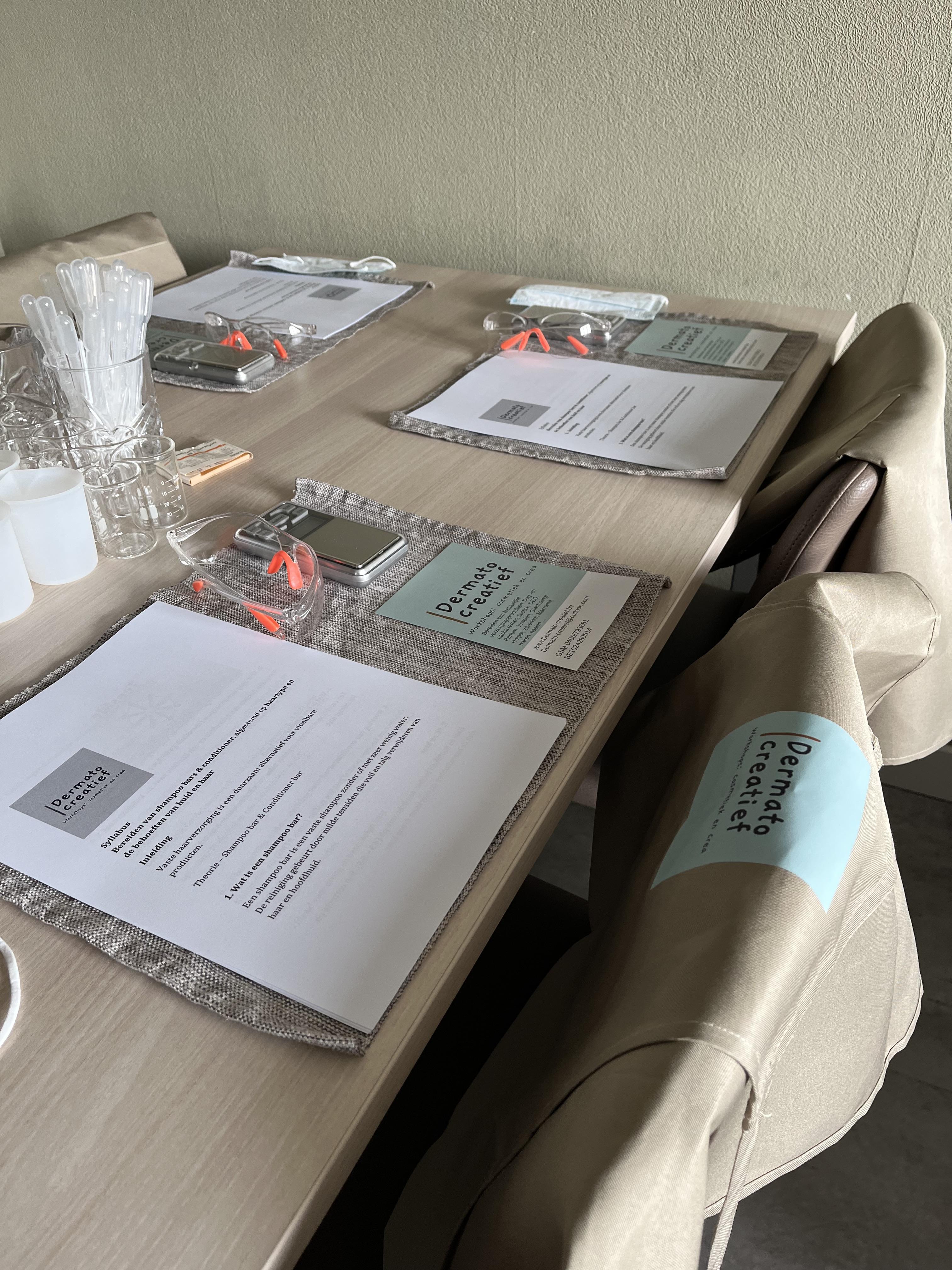 Workshop " Eau de toilette " maken - Foto