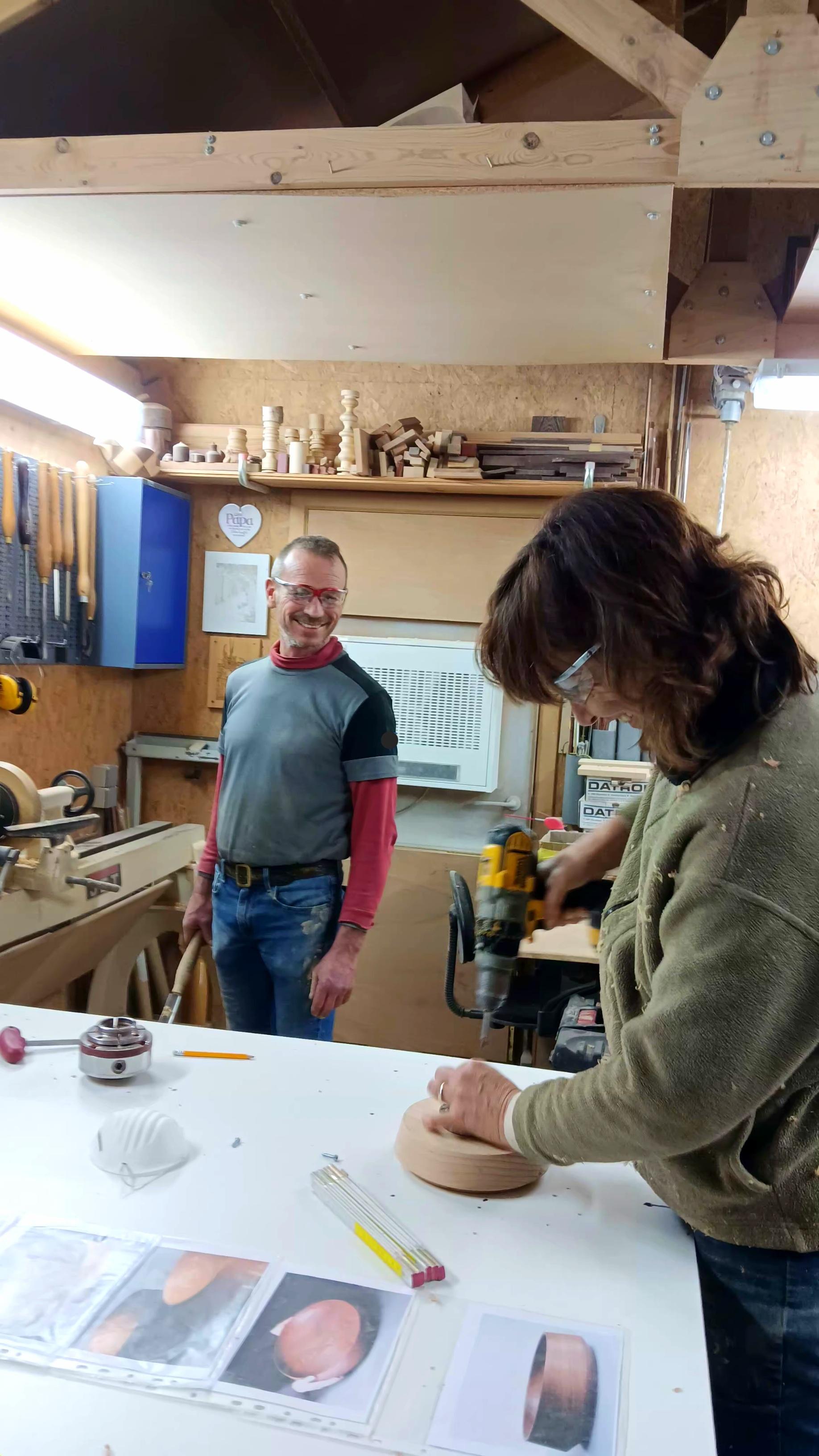 Houtdraaien voor beginners - Schaaldraaien. - Foto