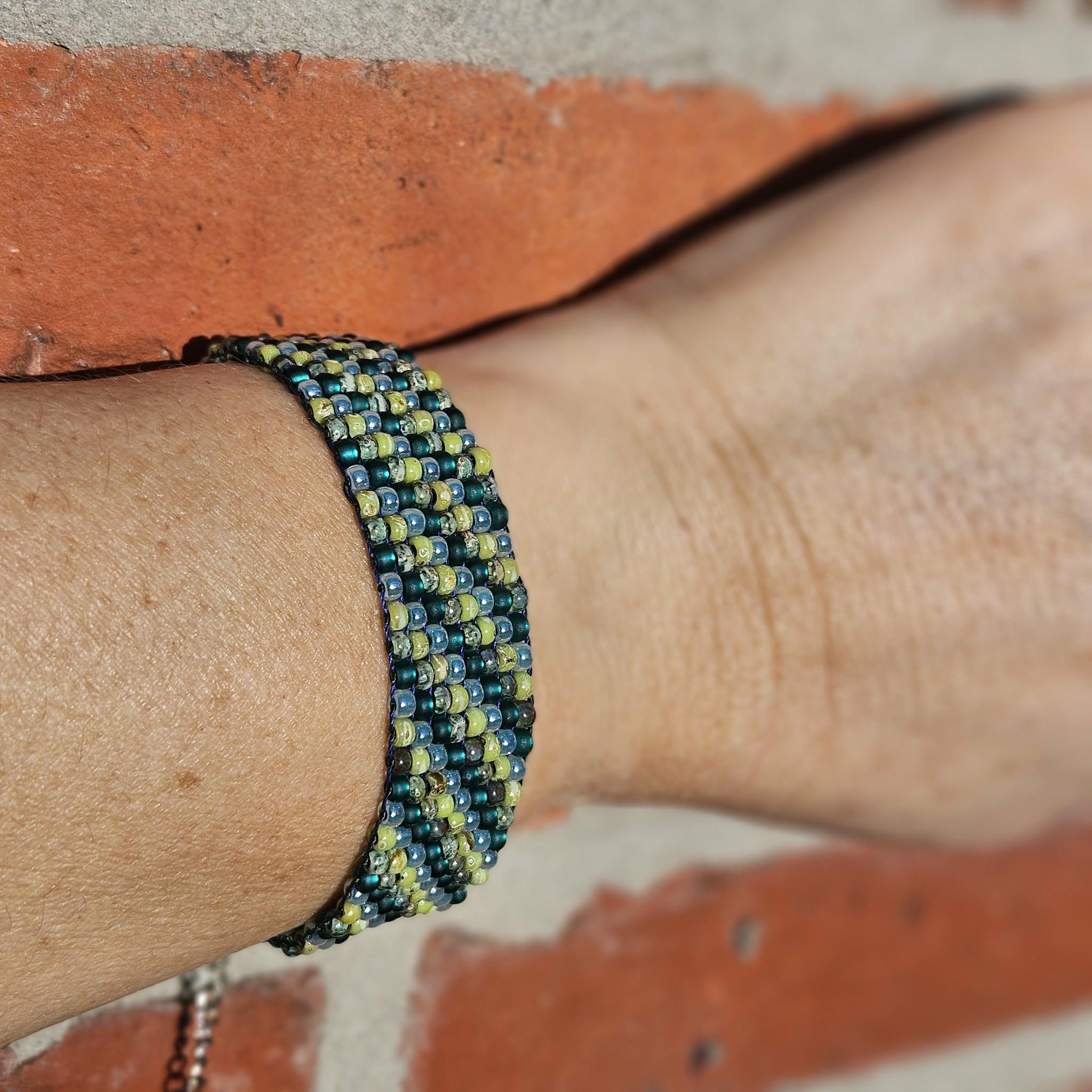 Workshop Armband weven op Weefraam - Foto