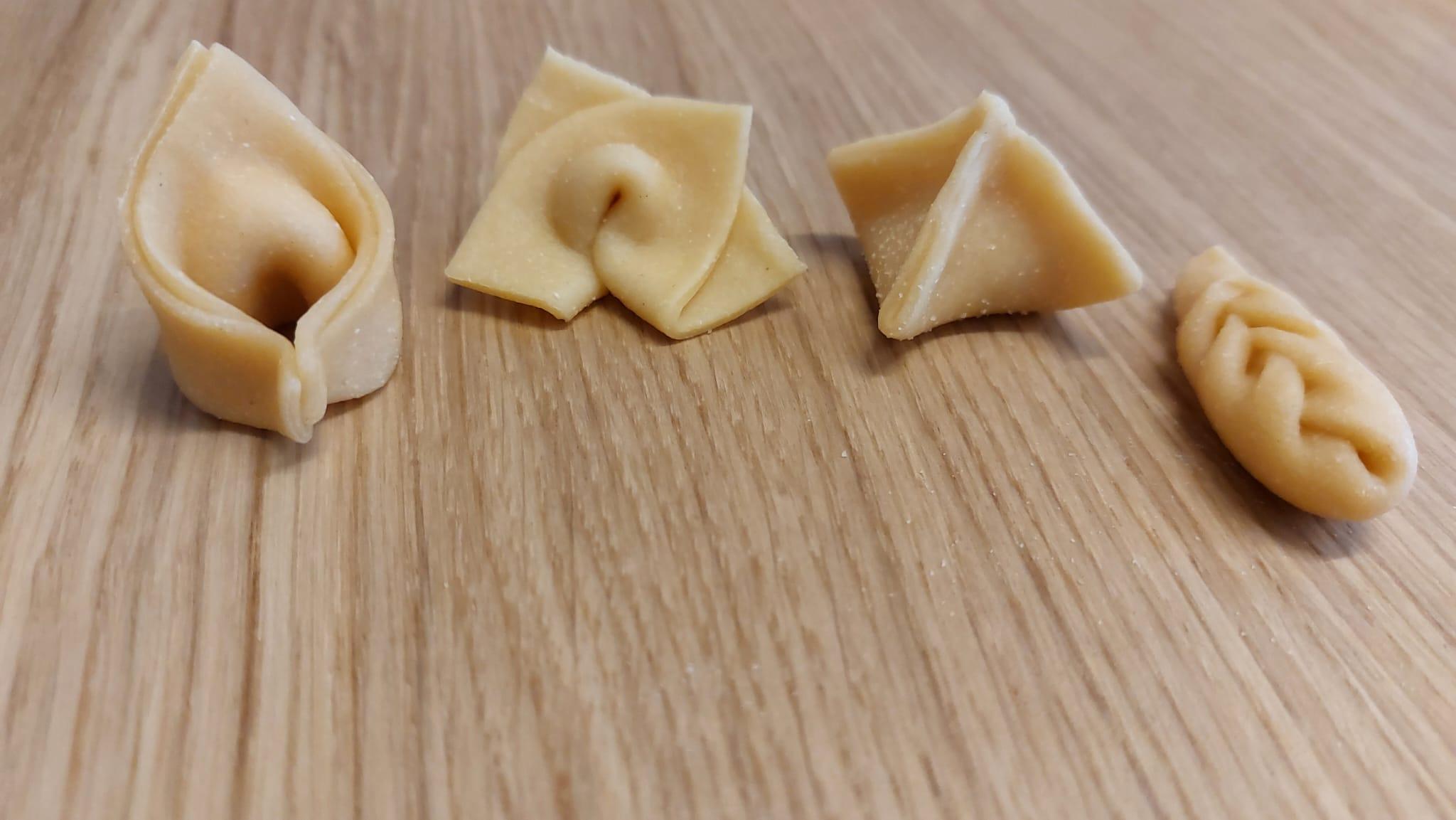 Gevulde pasta's Basis - Foto