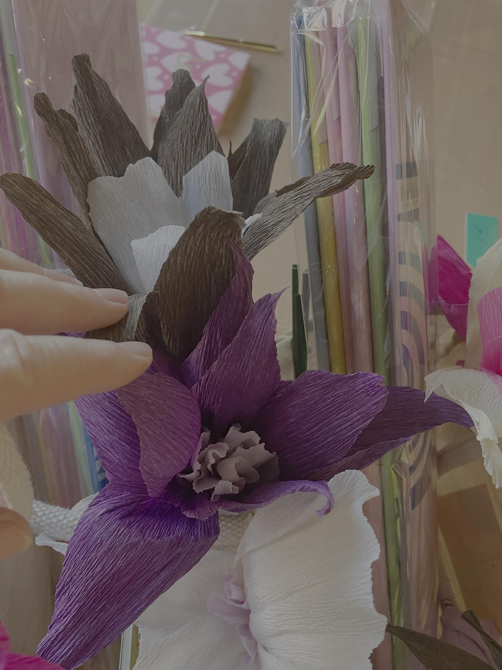 Bloemen aan het strand met Madame Crêpepapier - Foto