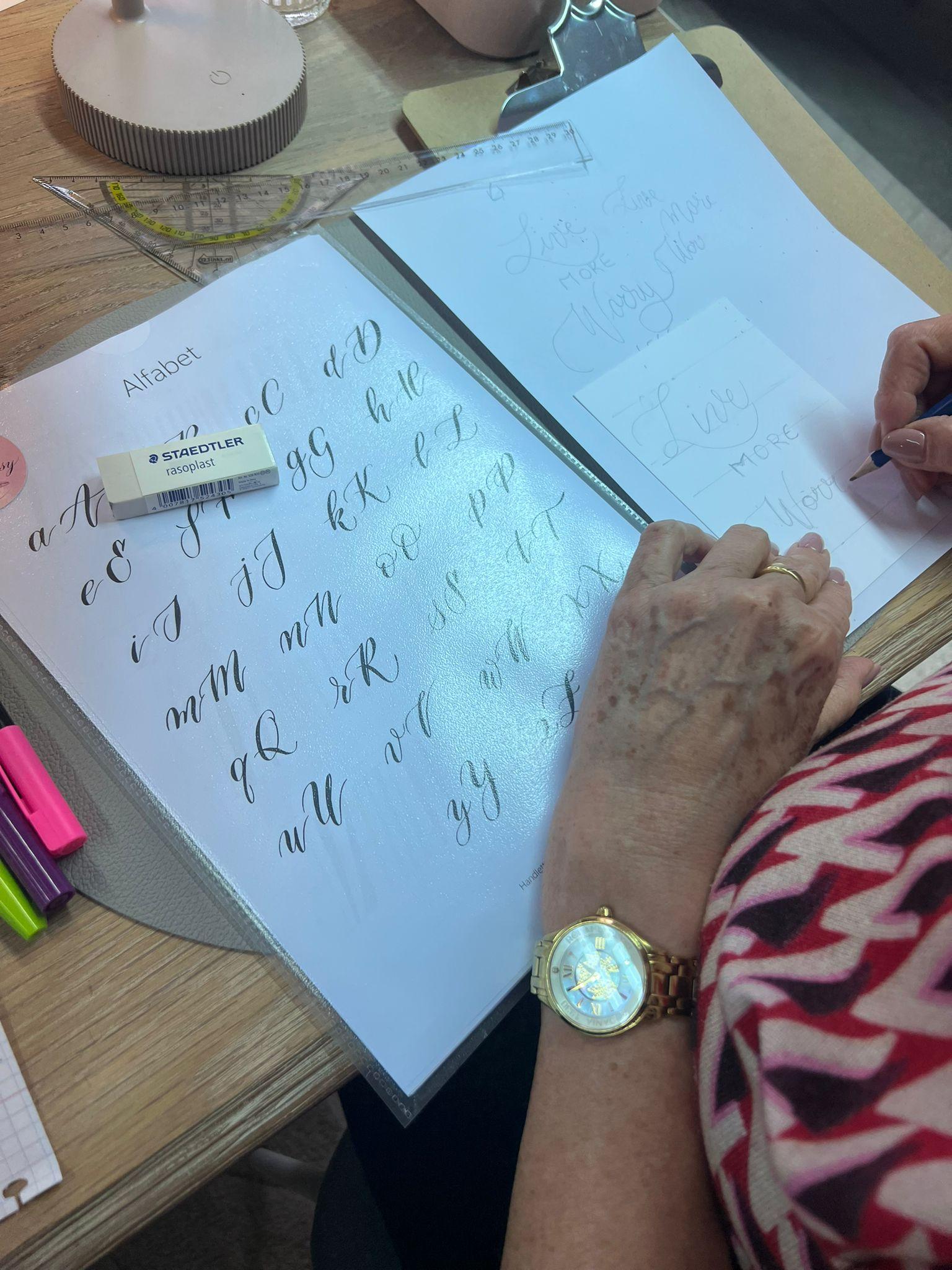 Workshop handletteren - Basis - Foto