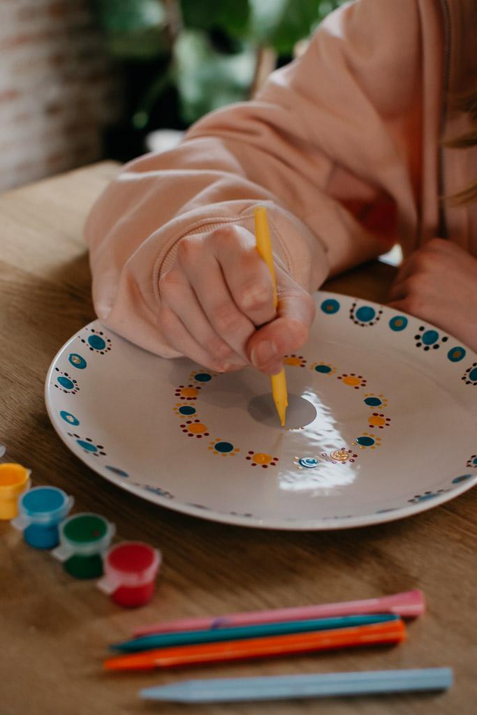 Stippen op porselein of glas workshop - Foto