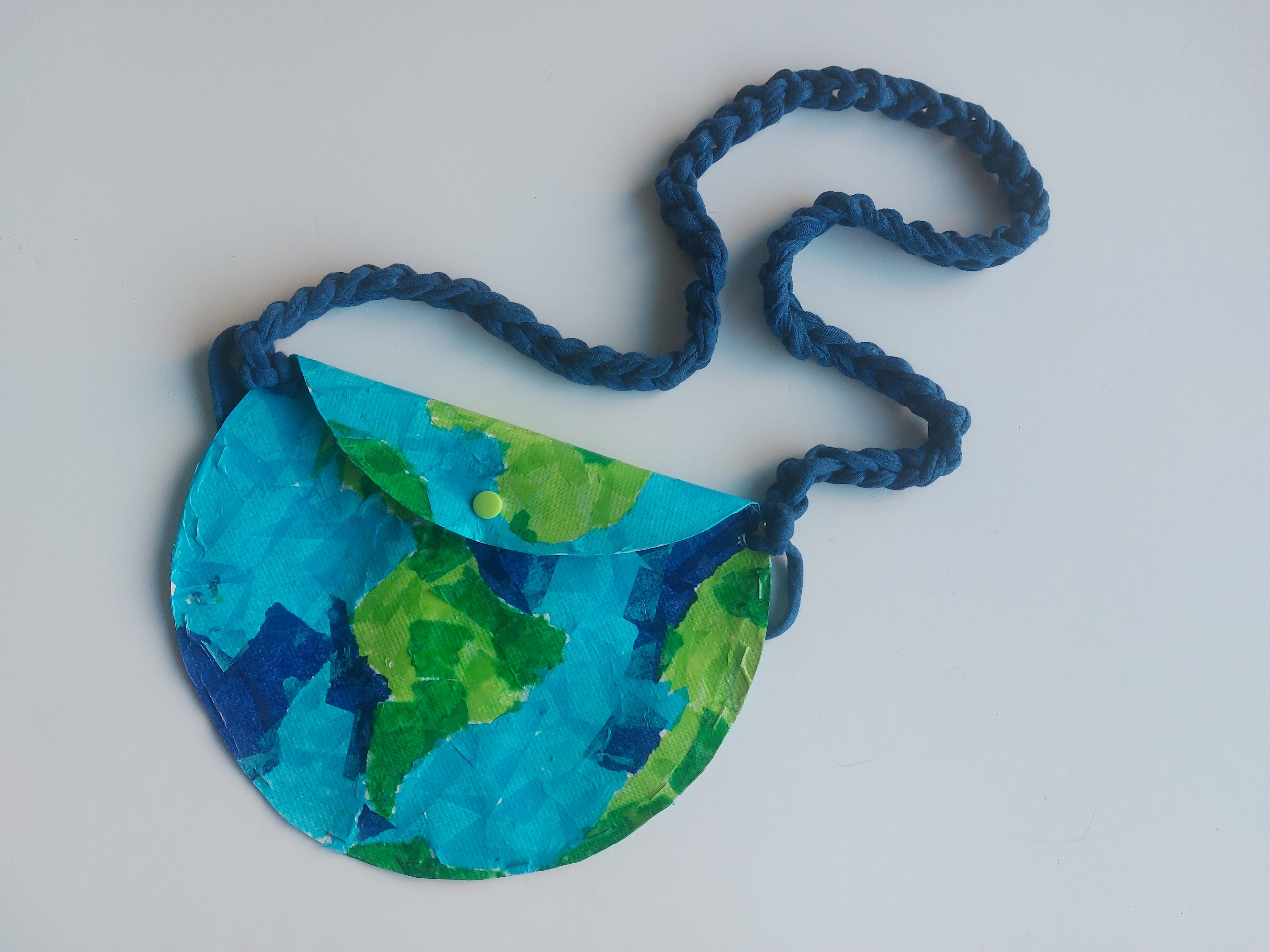 Handtas uit reclamebanner voor Earthday voor kinderen en volwassenen - Foto