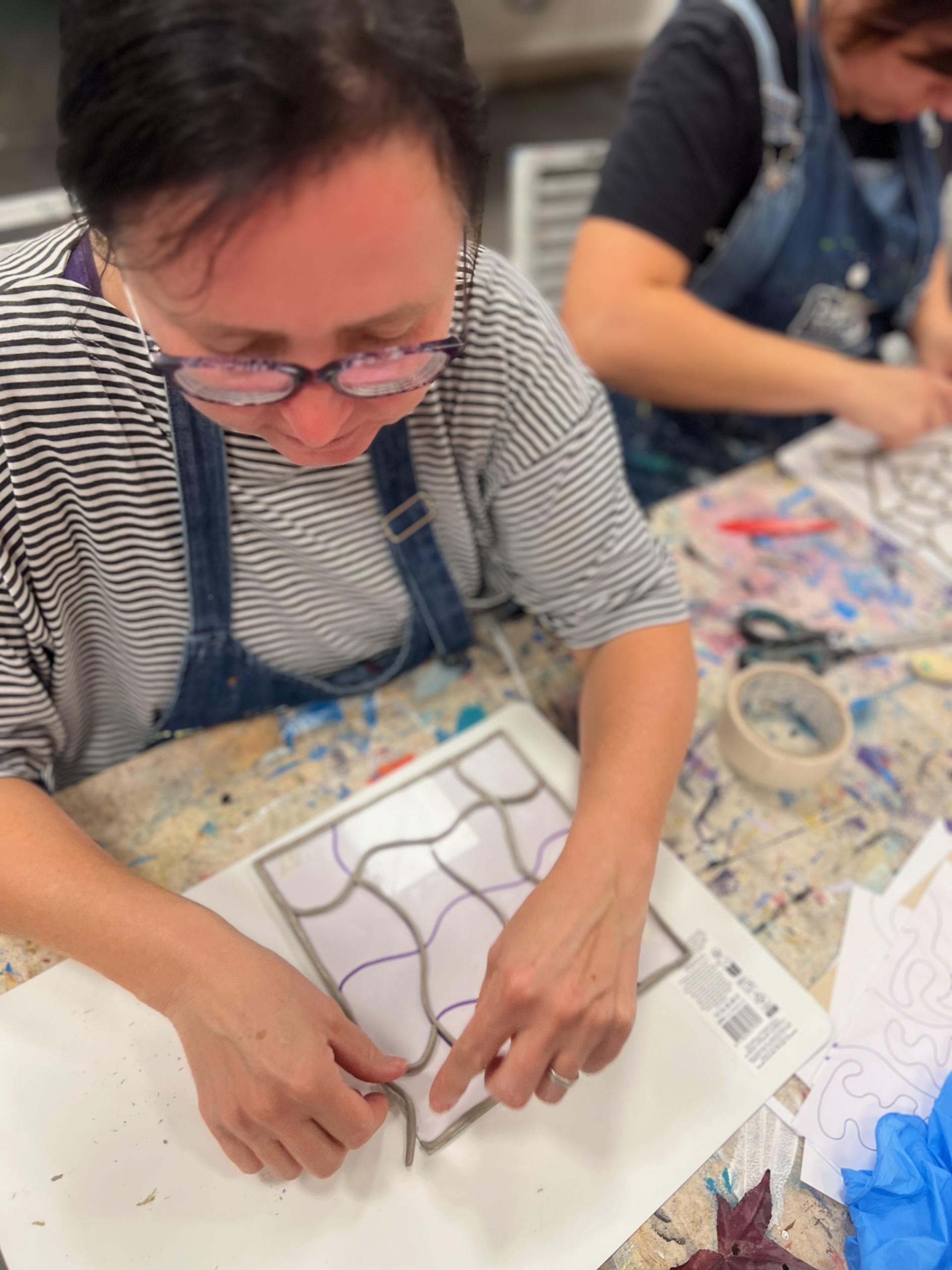 Epoxy/resin art: glasraam– spel van kleur en licht maart - Foto