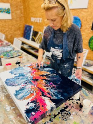 Acrylic pouring/fluid art: basisopleiding en eigen creatie maart