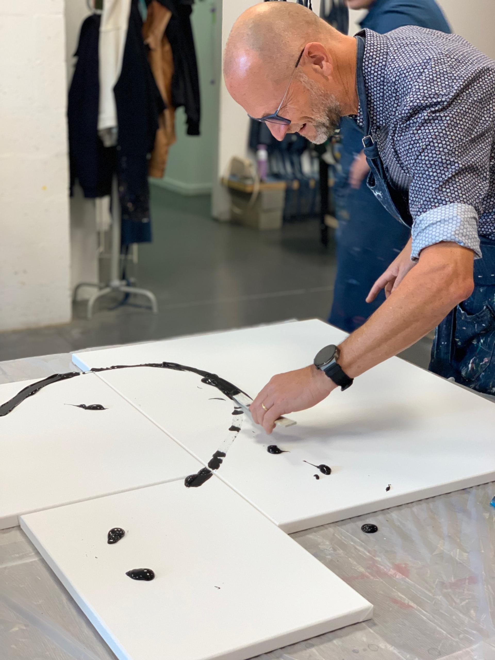 Acryl: action painting maart - Foto