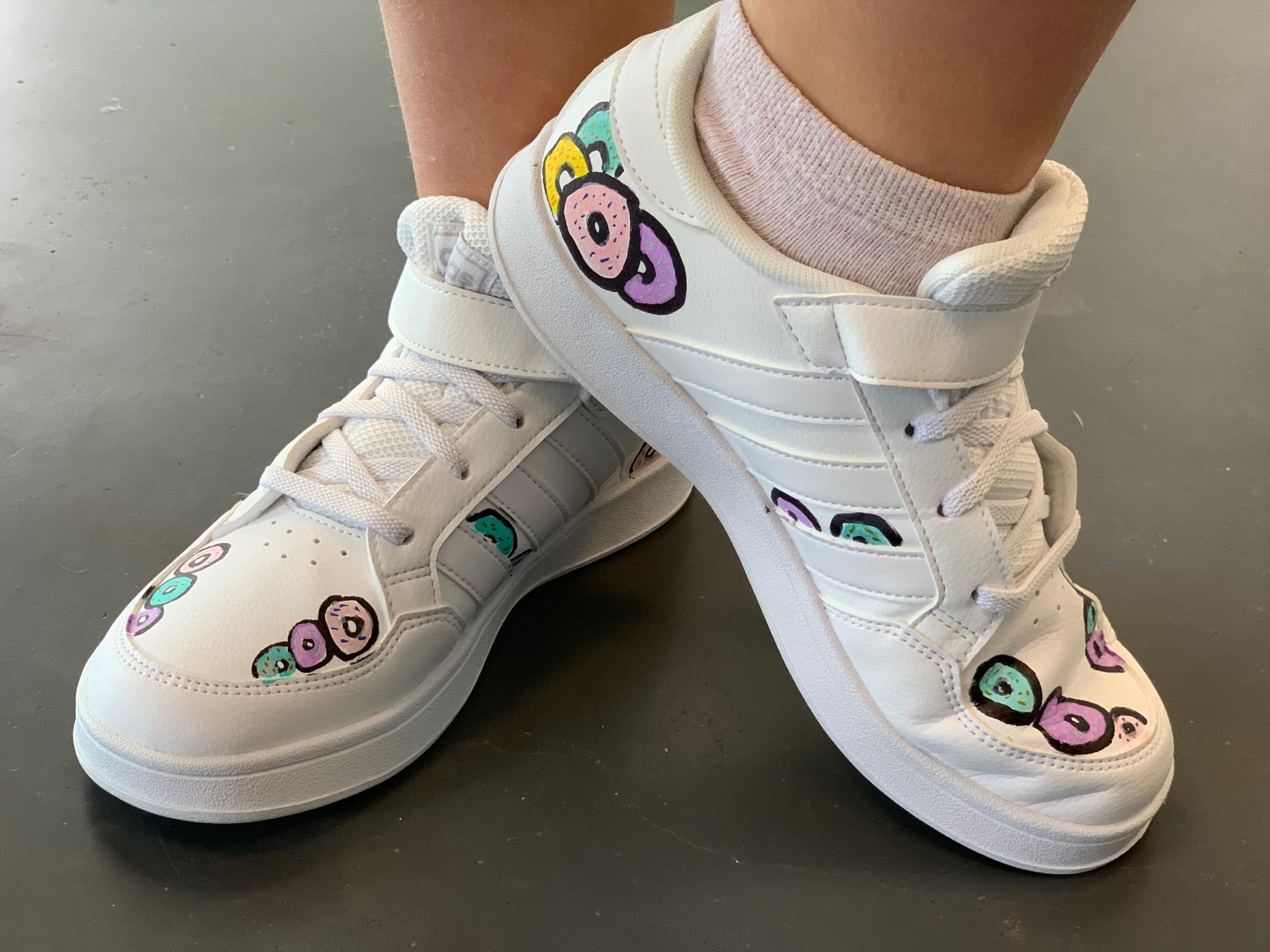 Acryl: Pimp your sneakers: ouder-kind juni - Foto