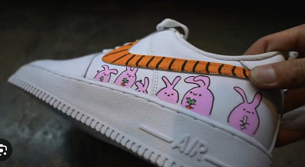 Acryl: Pimp your sneakers: ouder-kind juni - Foto