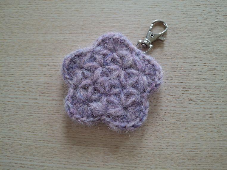 Bloem in Jasmijnsteek haken - Foto