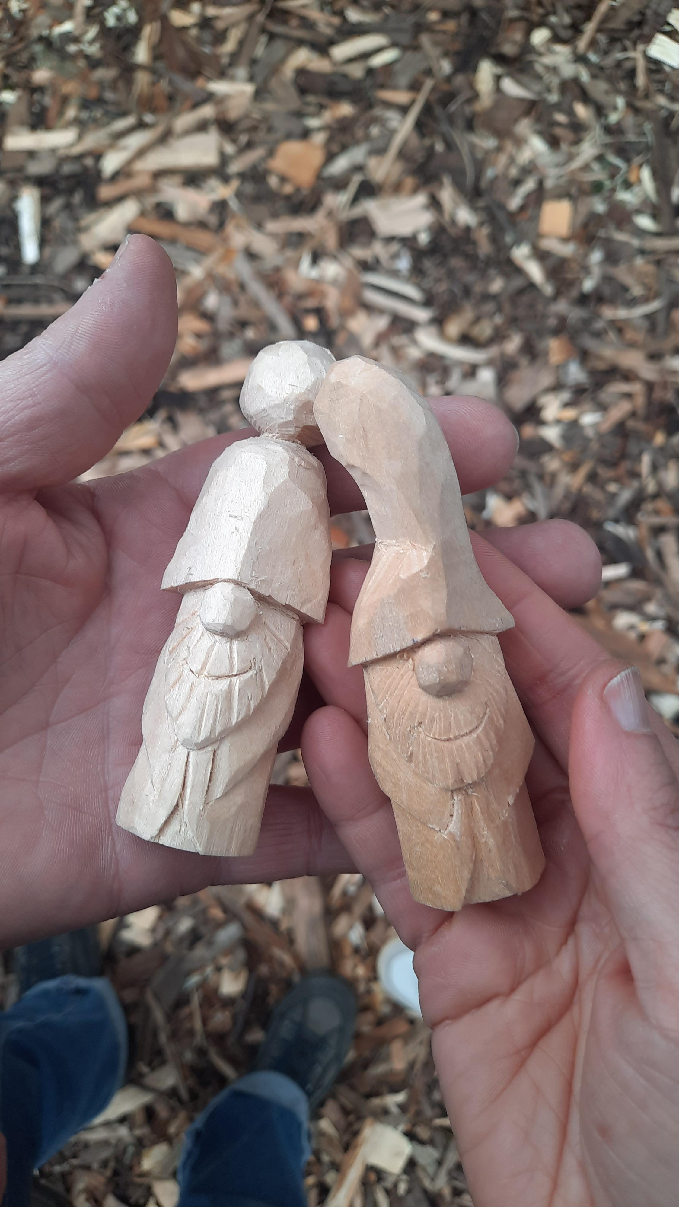 Kabouter snijden in hout - Foto