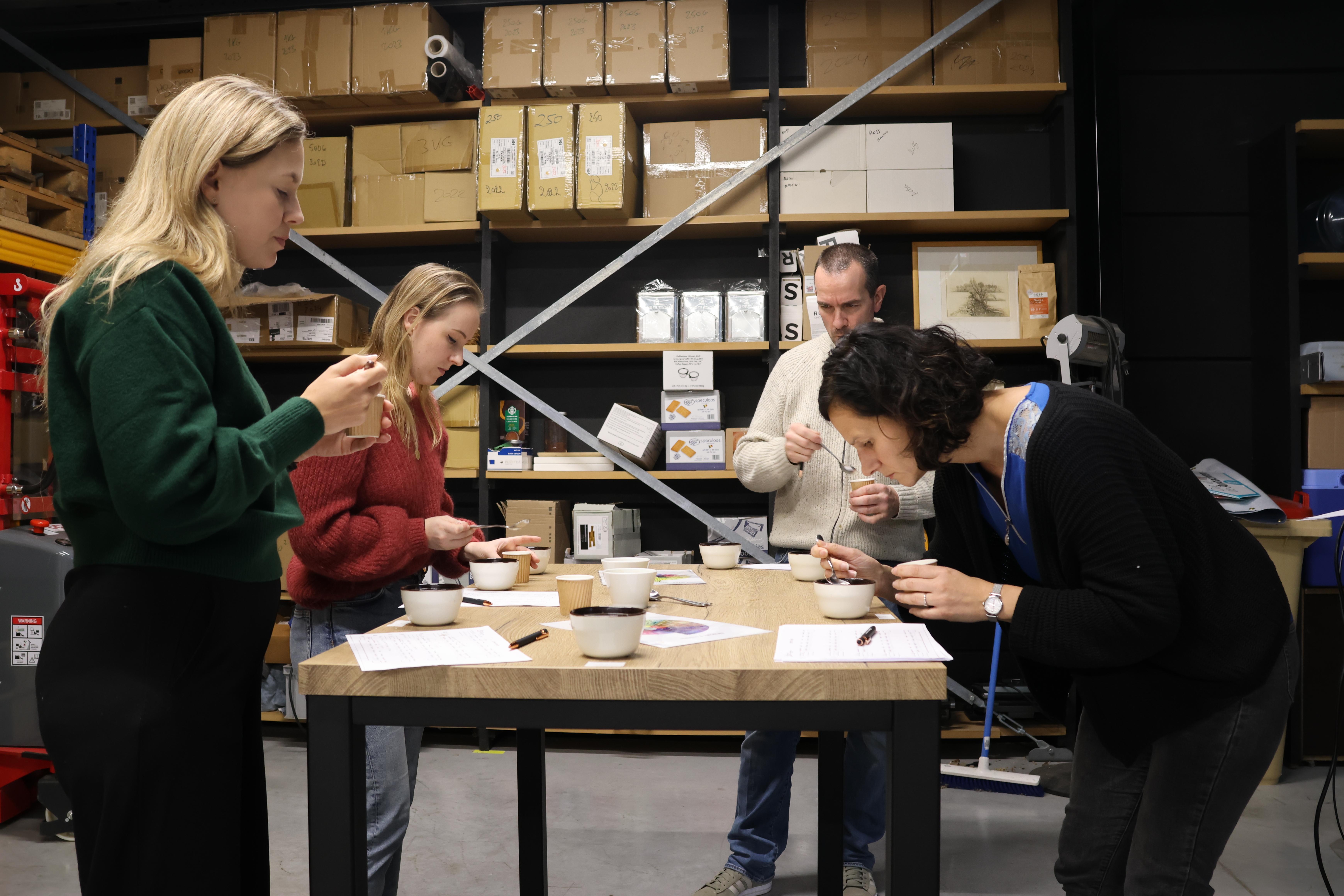 Maak je eigen coffee cocktails - Foto