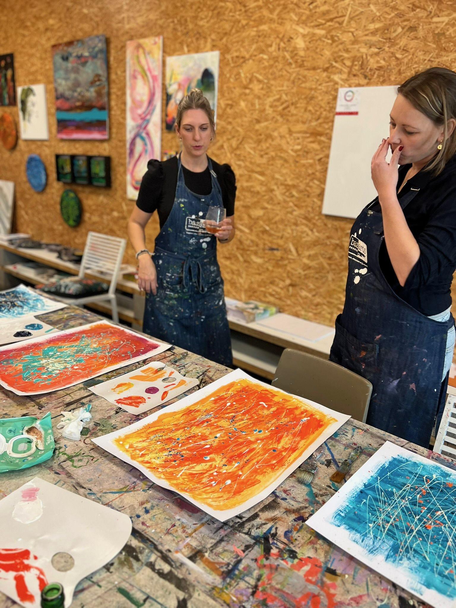 Action Painting workshop als teambuilding of groepsactiviteit - Foto