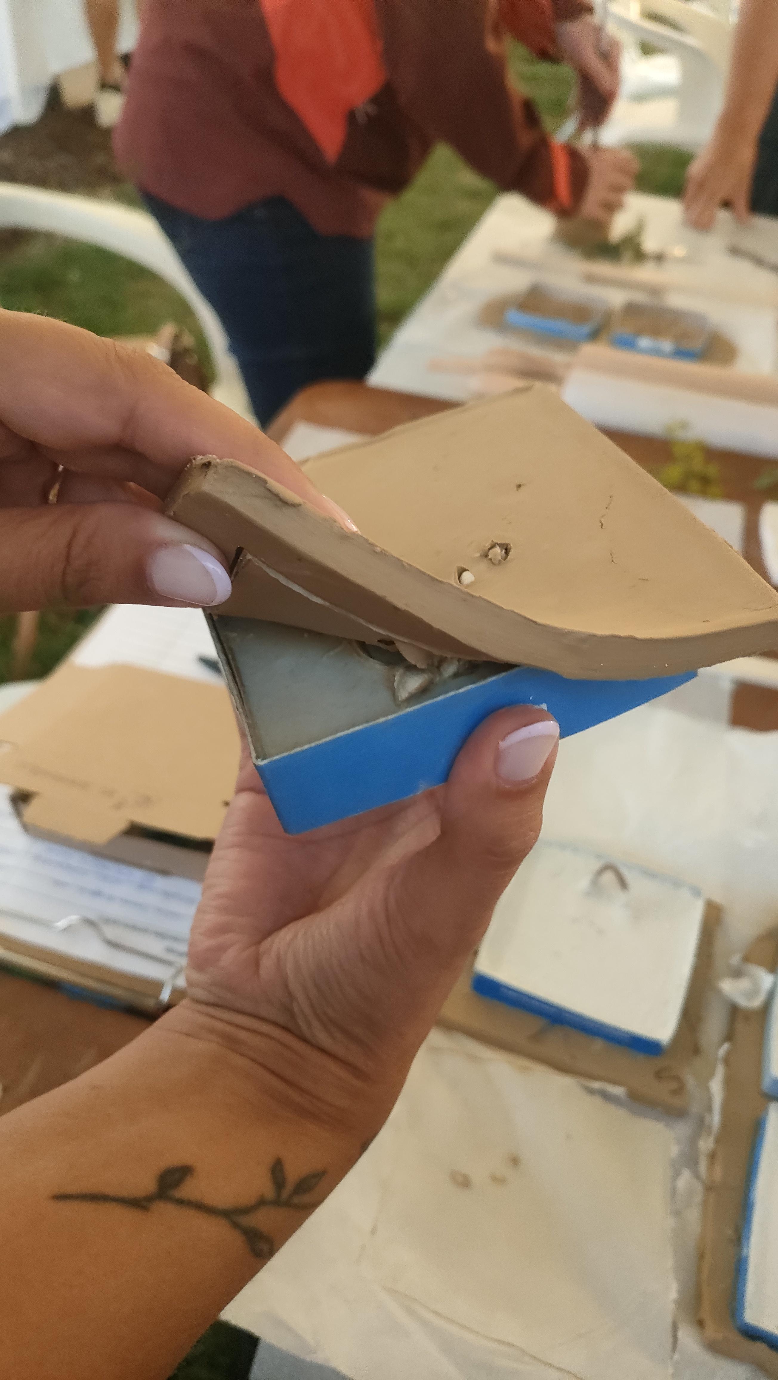 Duo-workshop 'botanische tegels maken ' - Foto